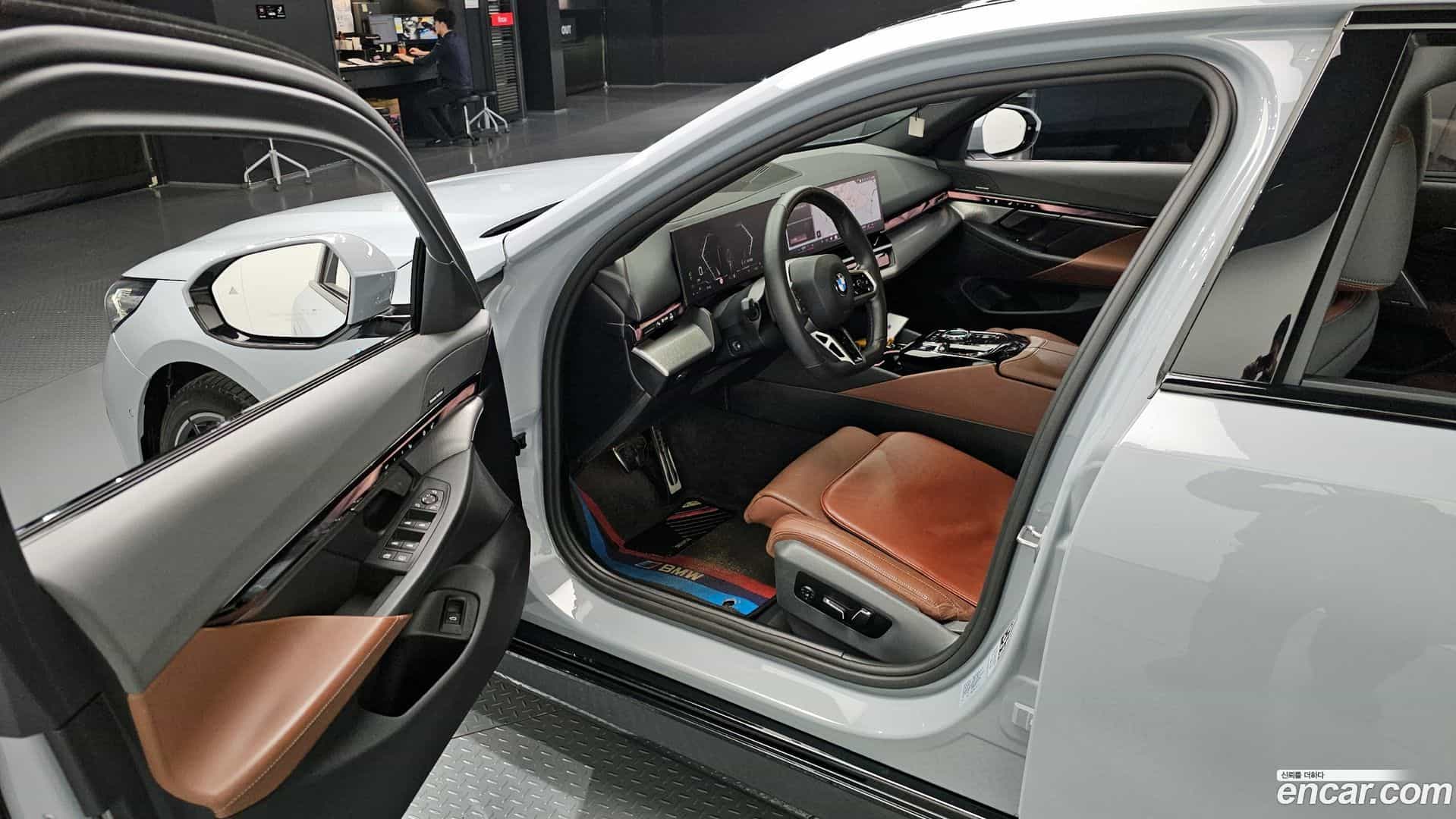 5-Series BMW 2024.1-INNER-010