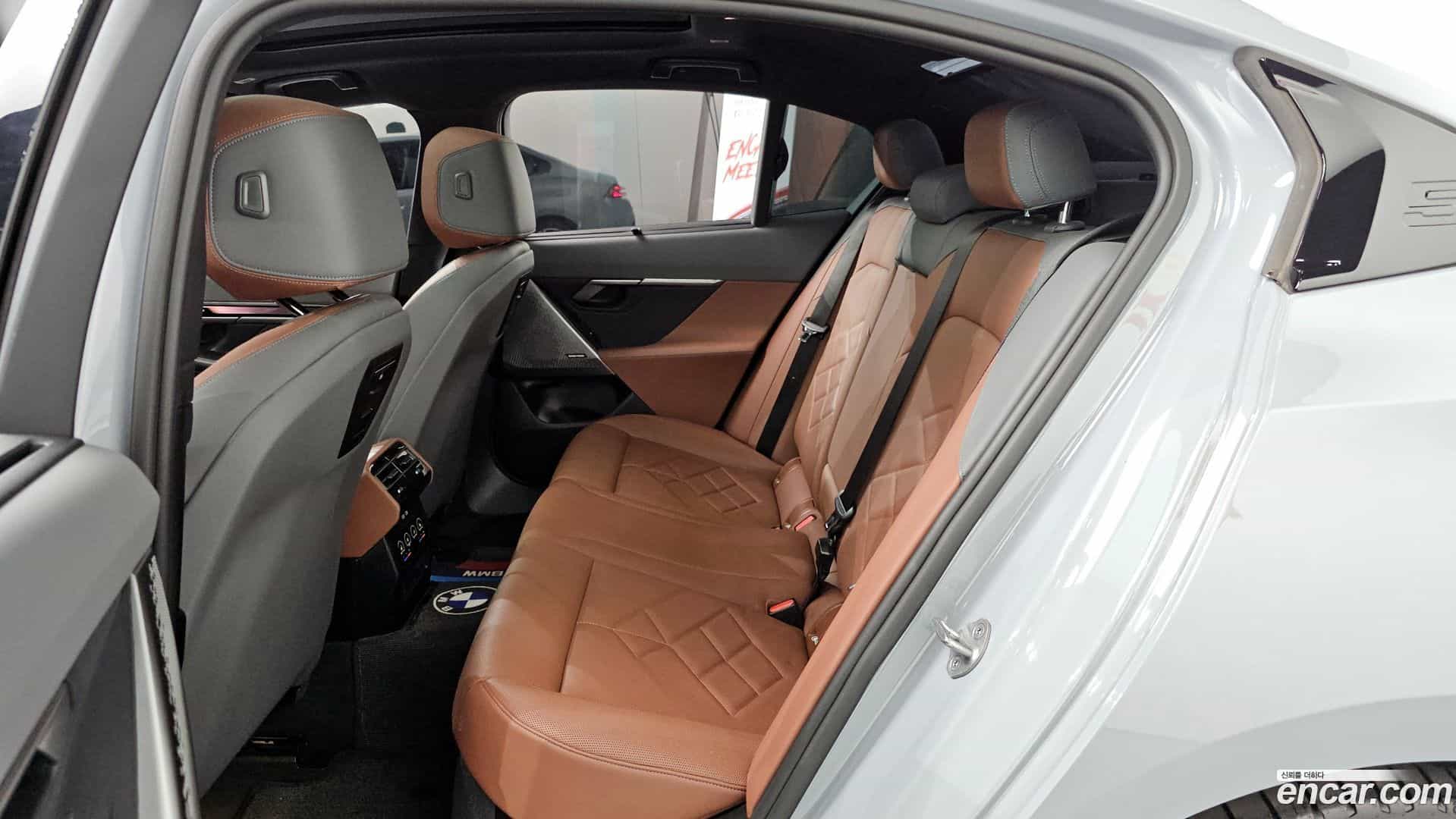 5-Series BMW 2024.1-INNER-036