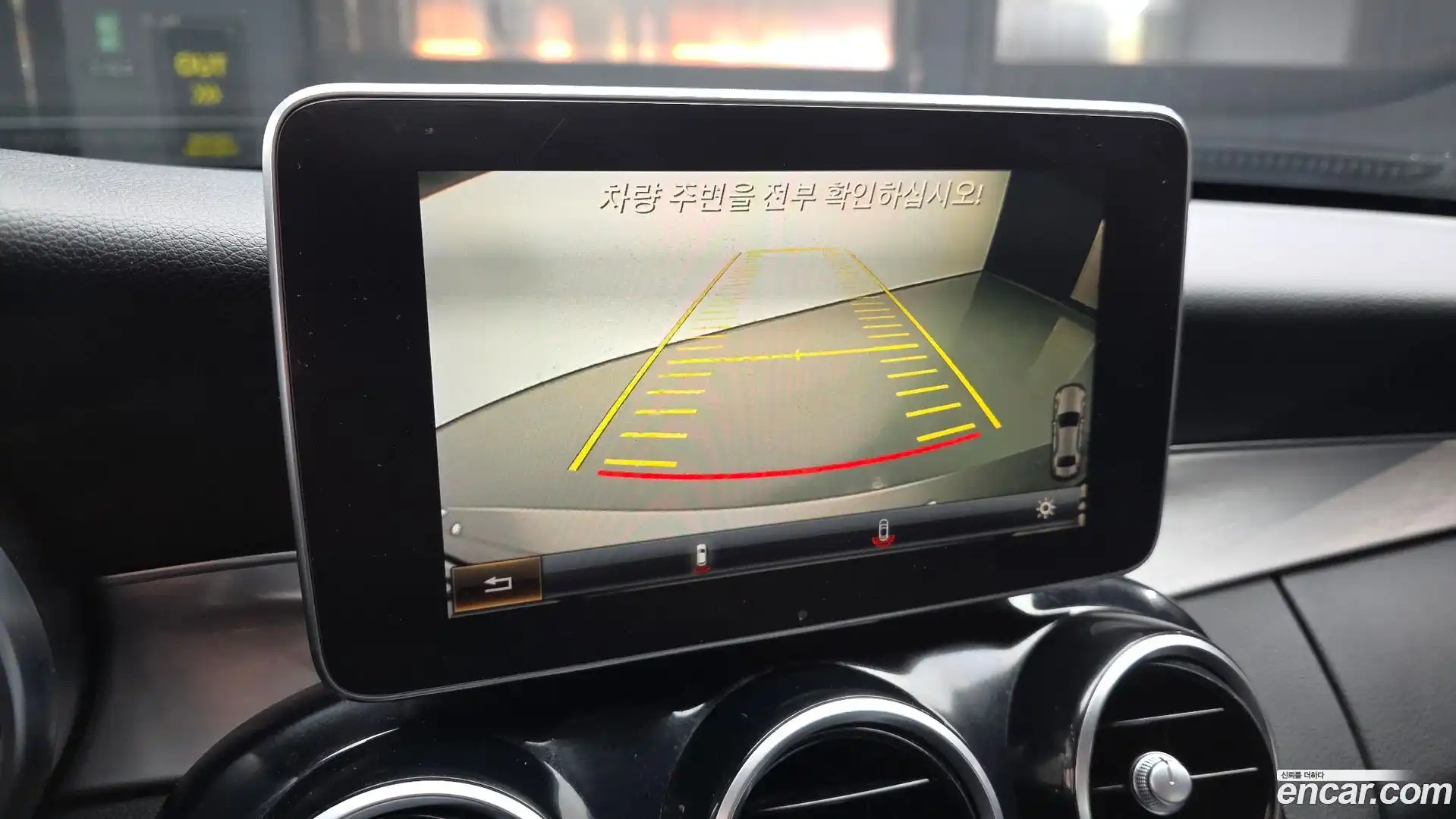 C-Class Mercedes-Benz 2016.5-OPTION-019
