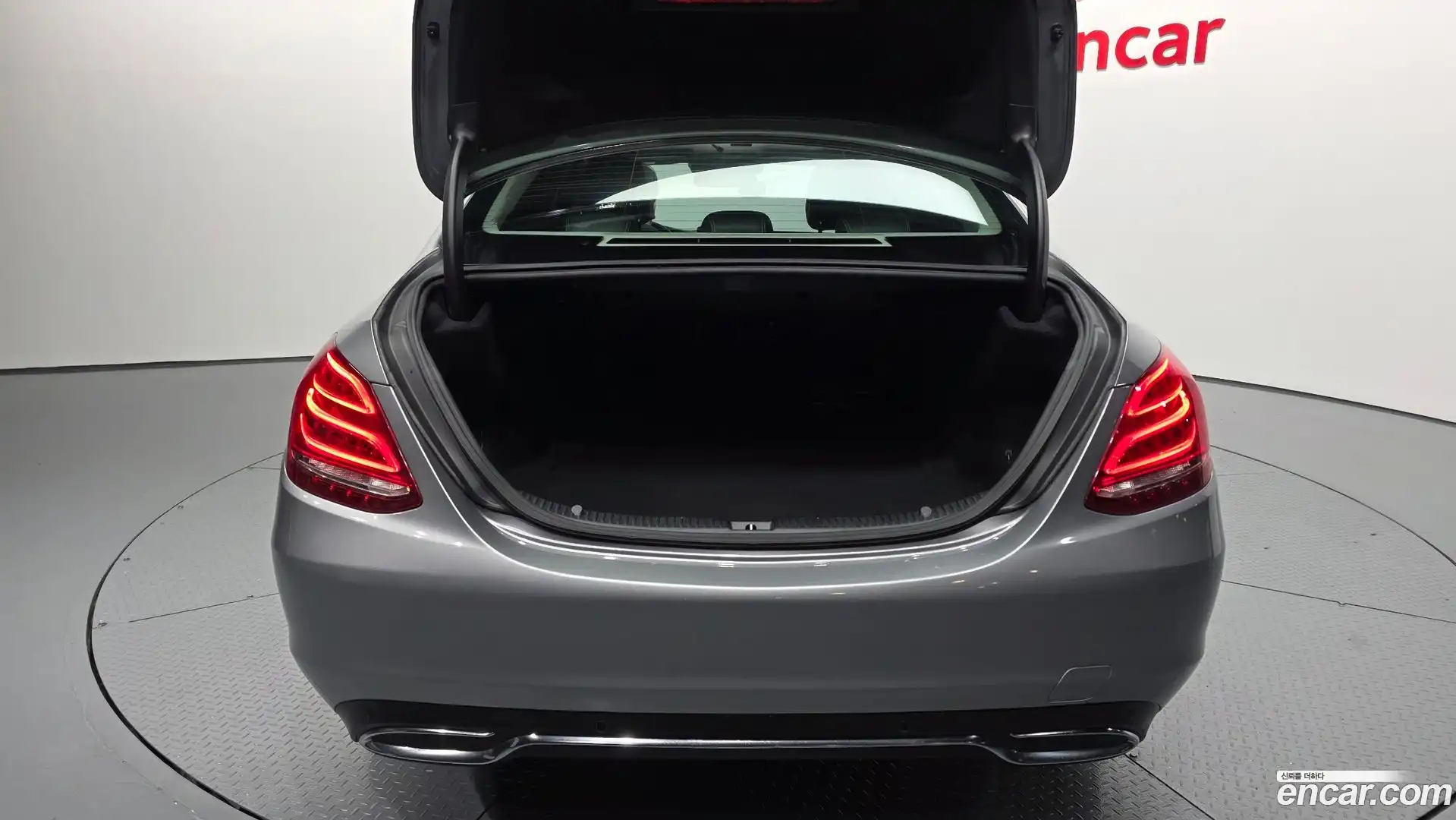 C-Class Mercedes-Benz 2016.5-OPTION-024