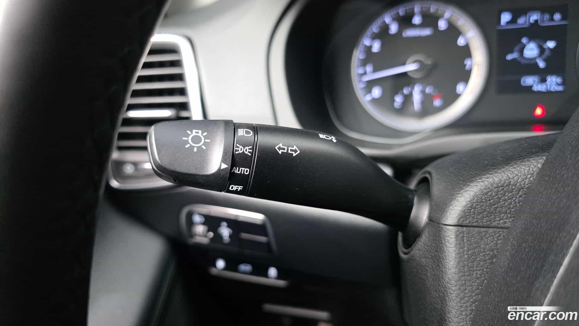 Grandeur Hyundai 2019.0-OPTION-040