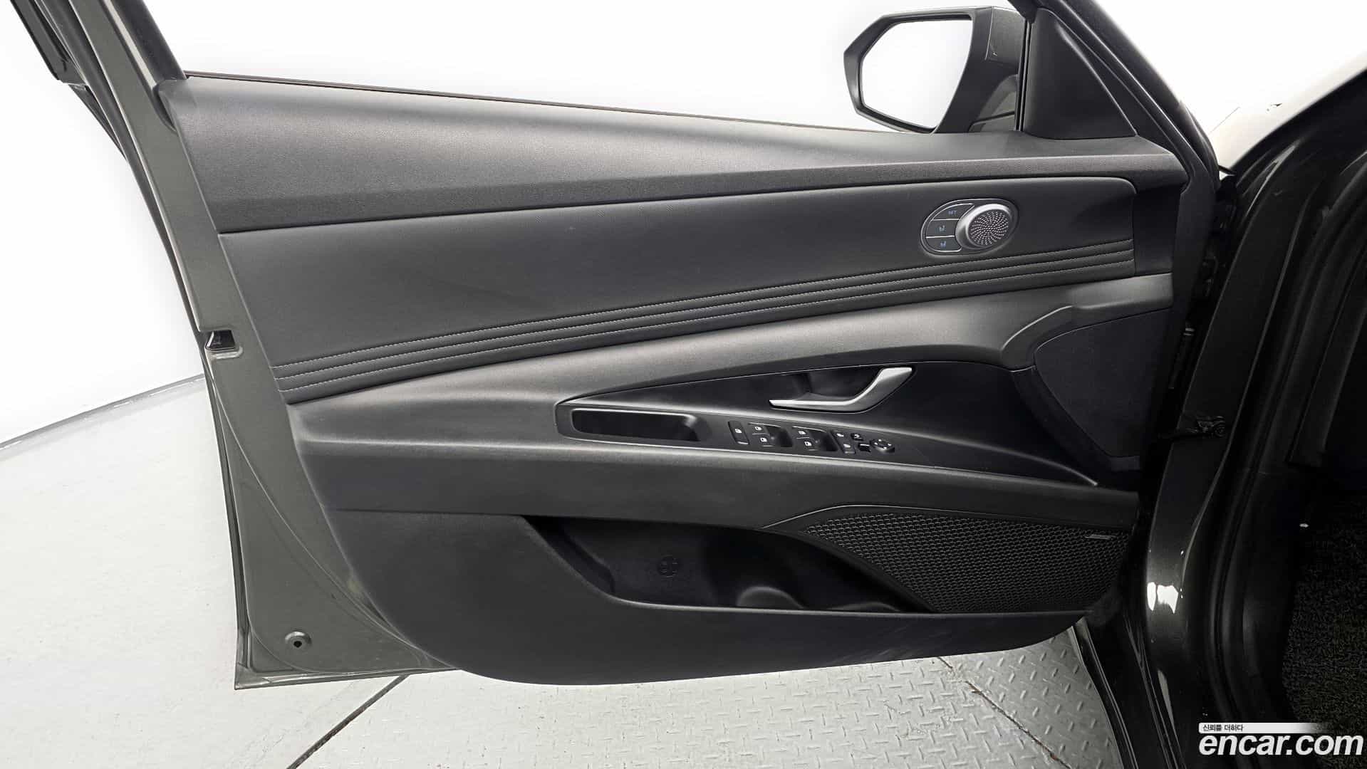 AVANTE Hyundai 2021.2-INNER-034