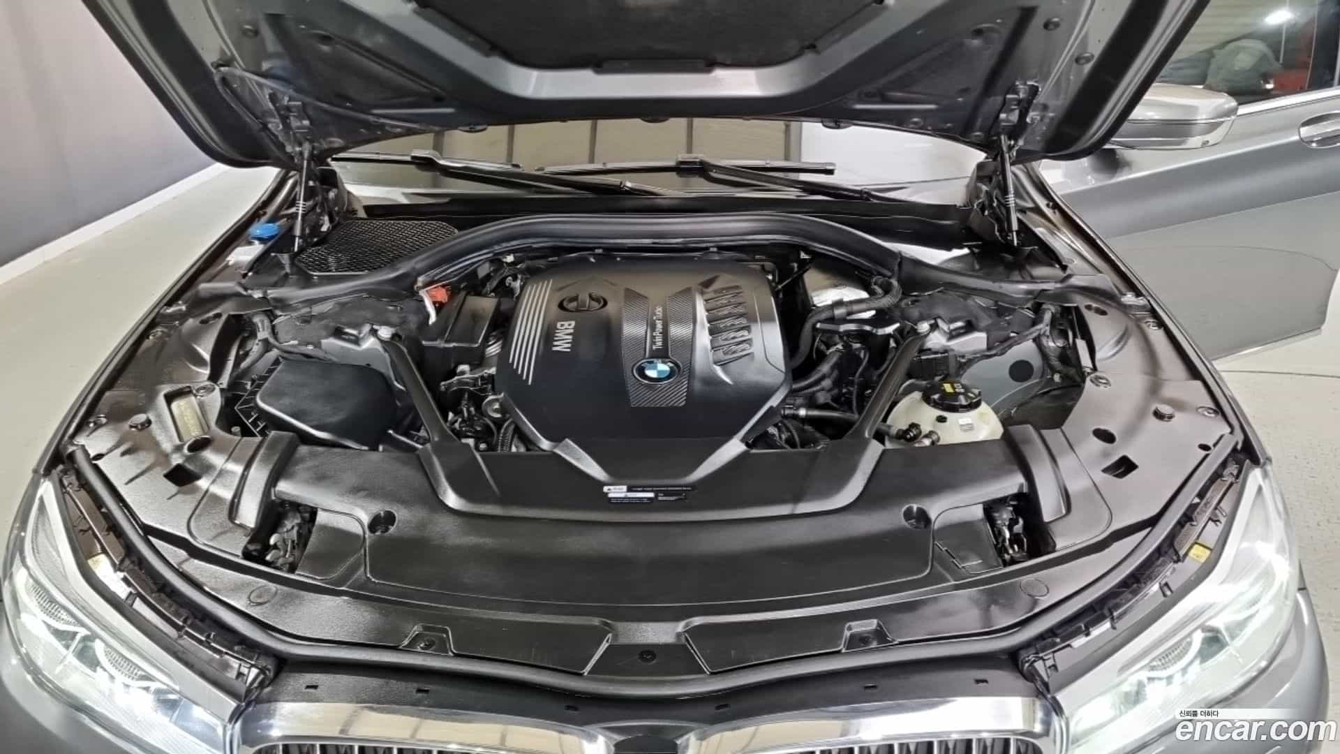 7-Series BMW 2017.8-OUTER-006
