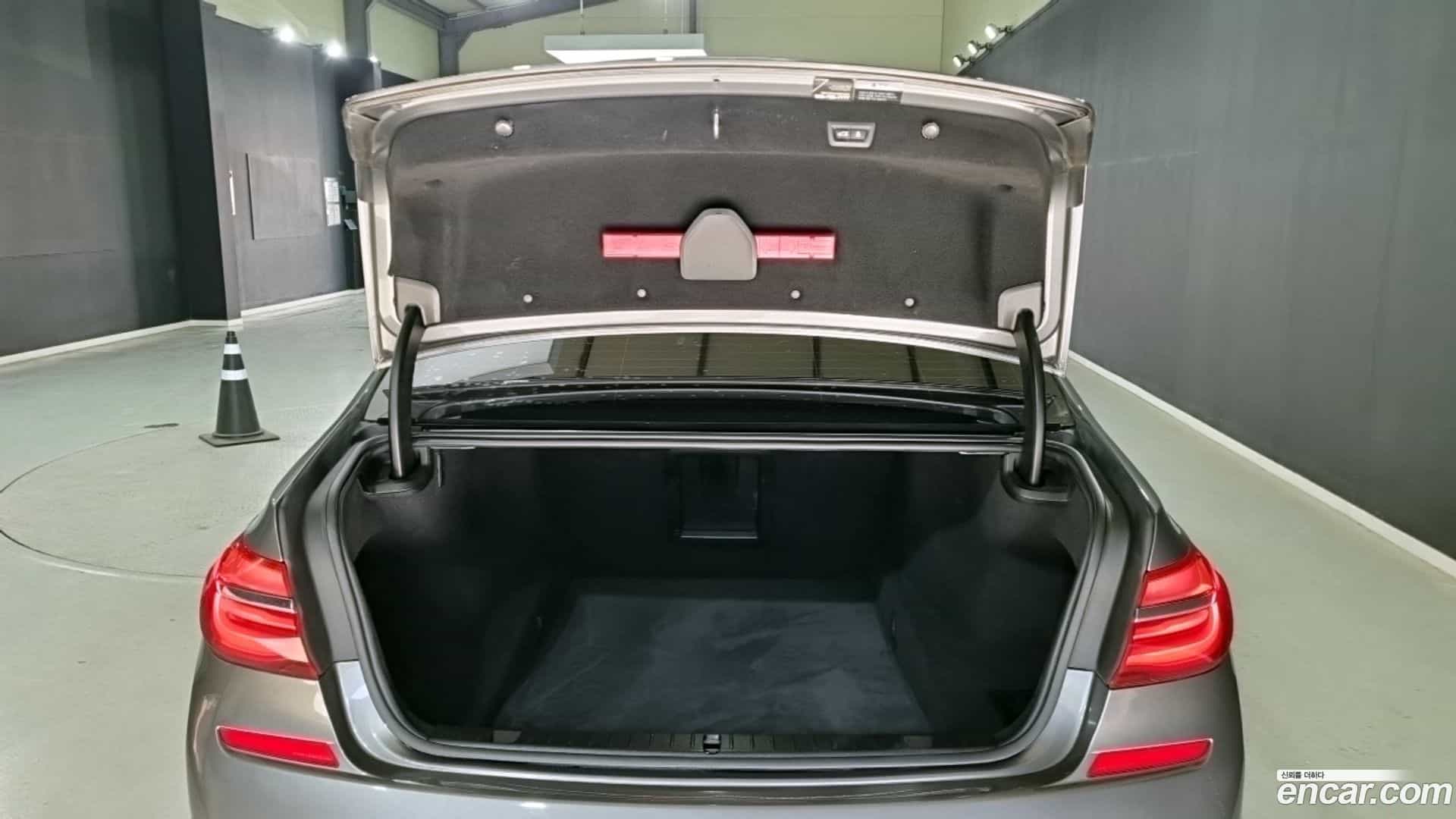 7-Series BMW 2017.8-OPTION-022