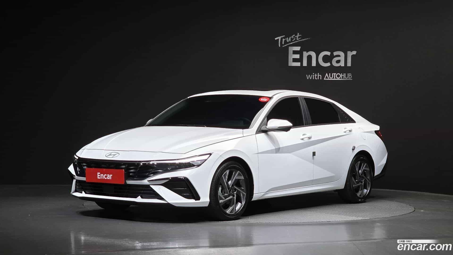AVANTE Hyundai 2024.5-OUTER-001