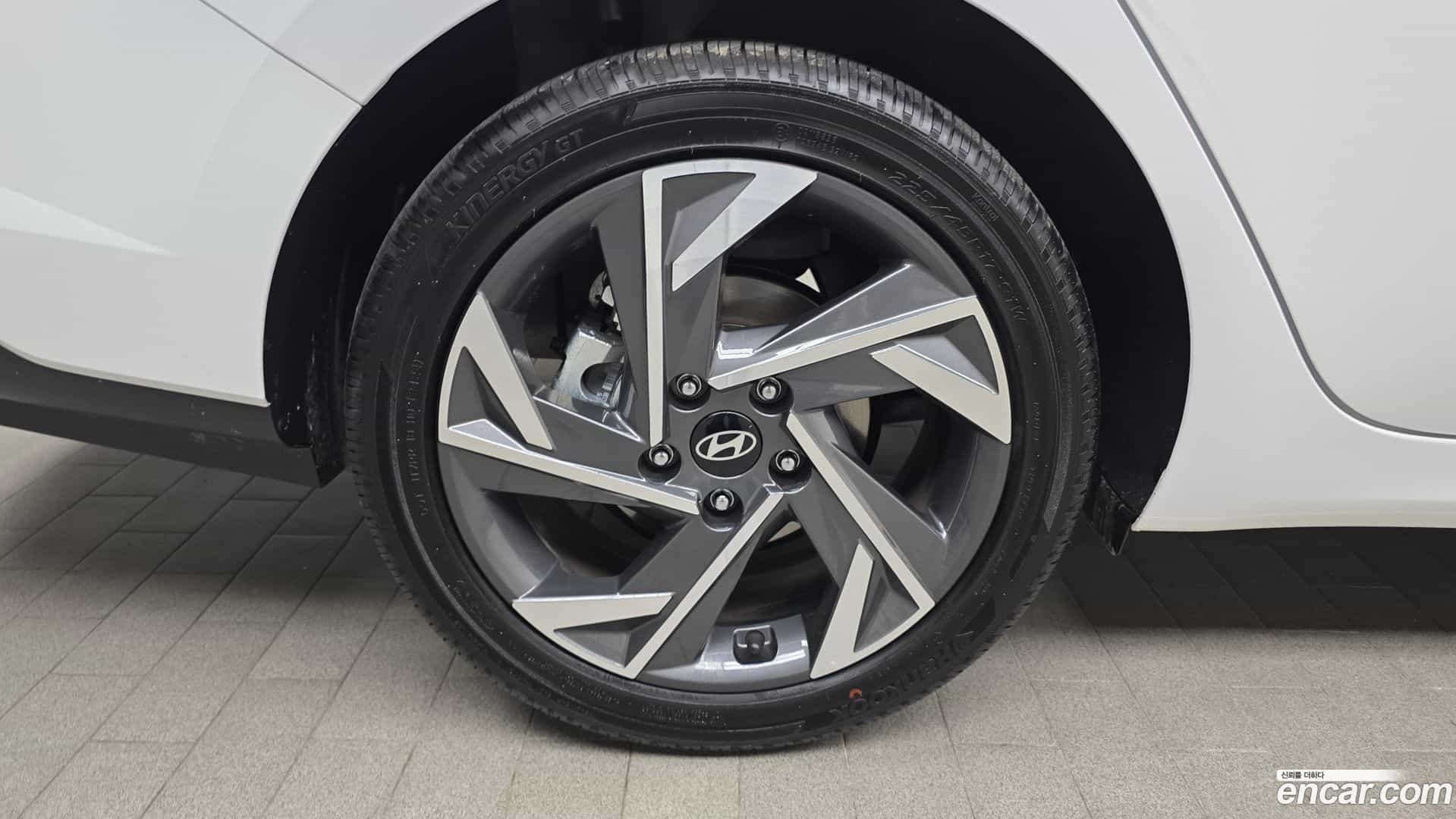 AVANTE Hyundai 2024.5-OUTER-005