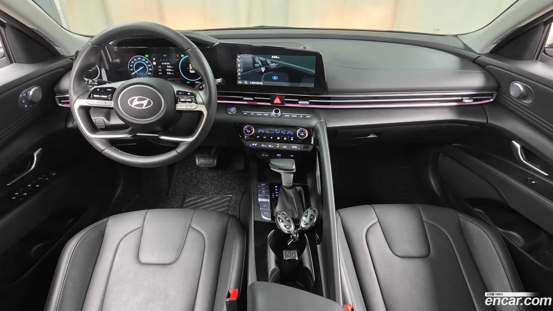 AVANTE Hyundai 2024.5-INNER-007