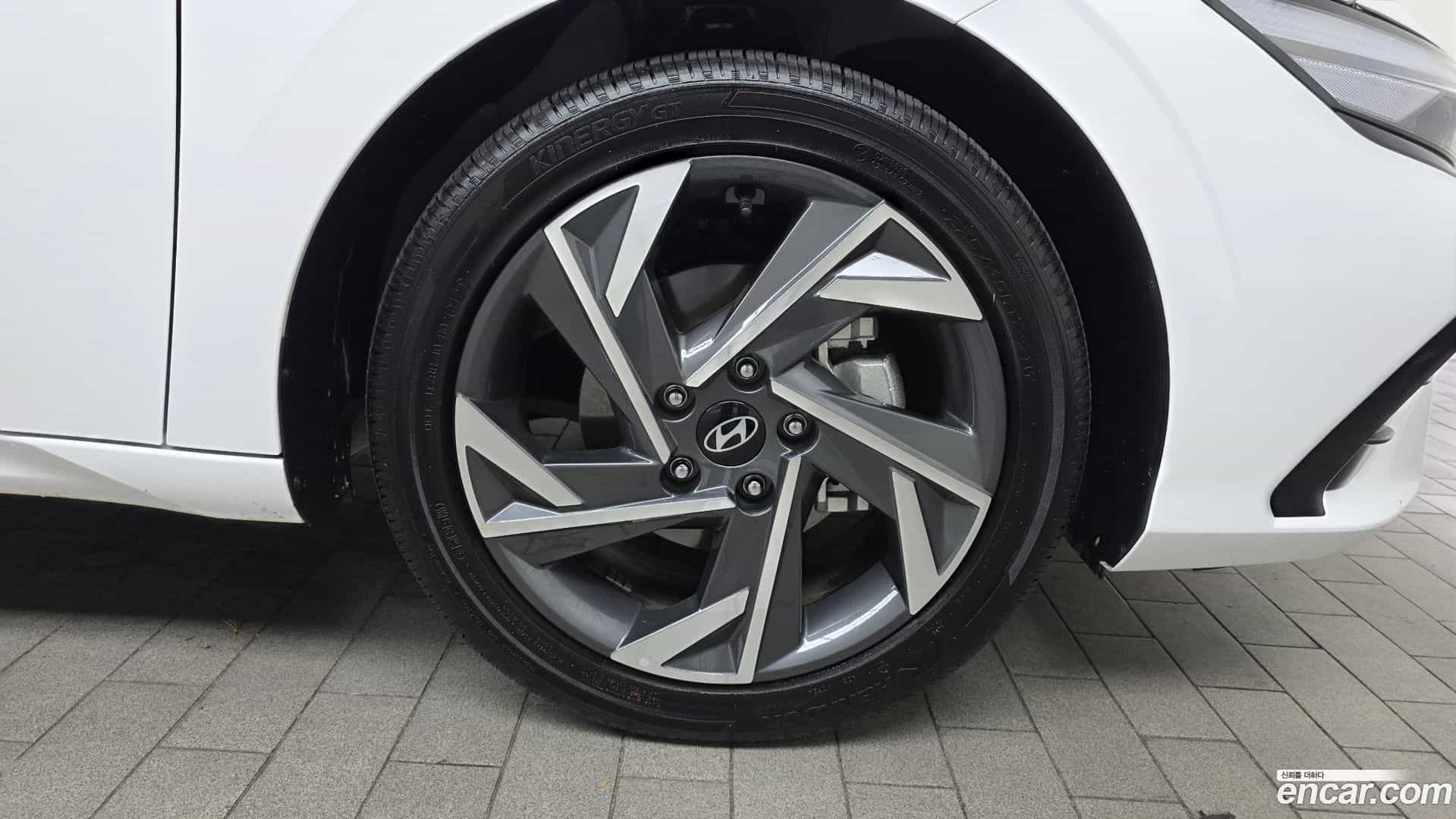 AVANTE Hyundai 2024.5-OUTER-031
