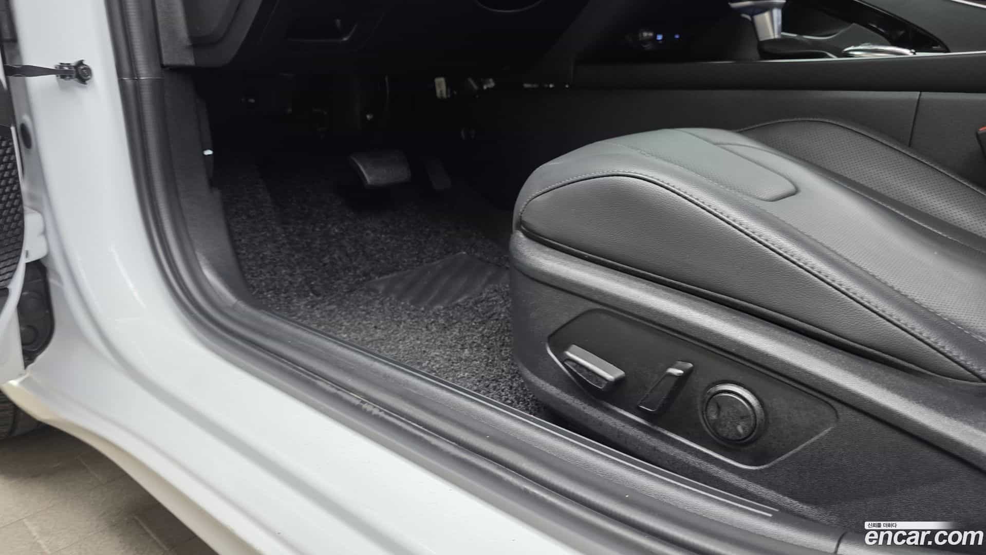AVANTE Hyundai 2024.5-OPTION-041