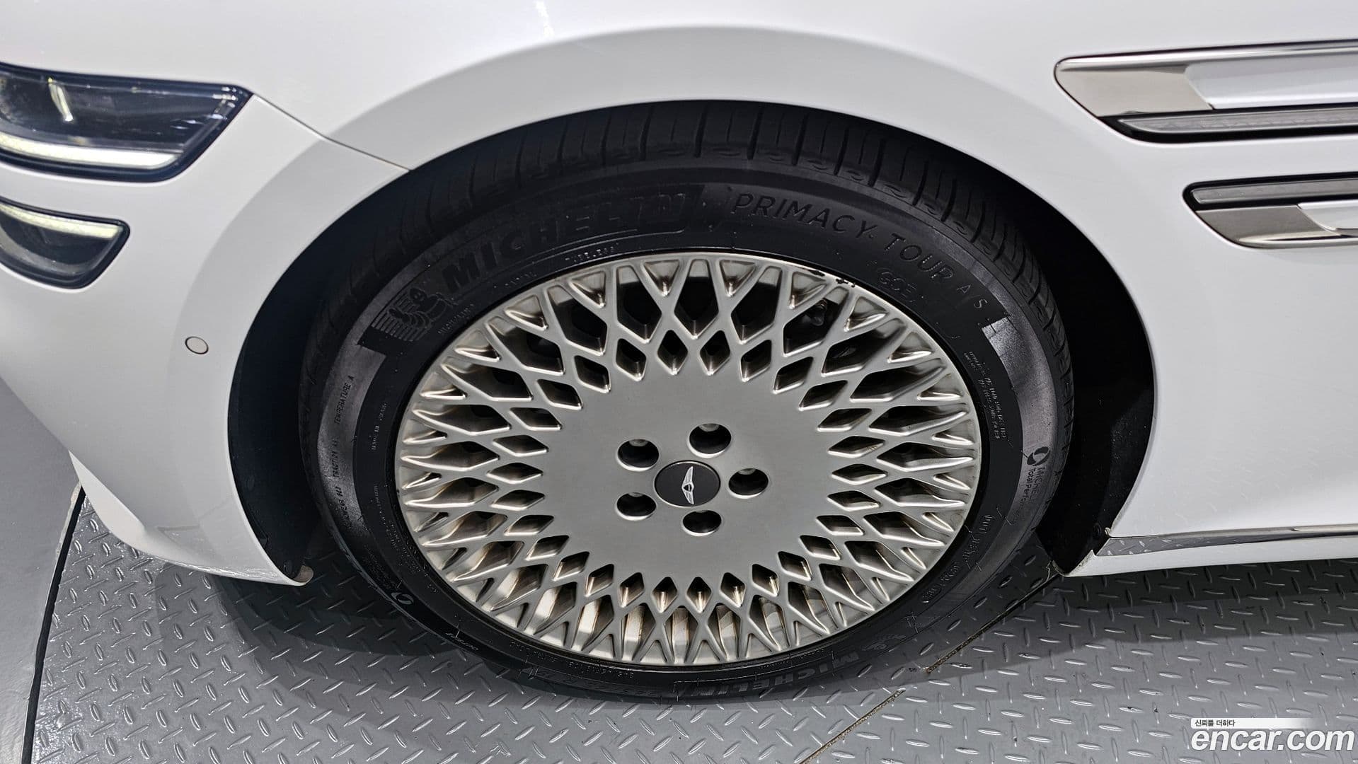 Main__Slider__Photo:G80 Genesis 2021.4-4