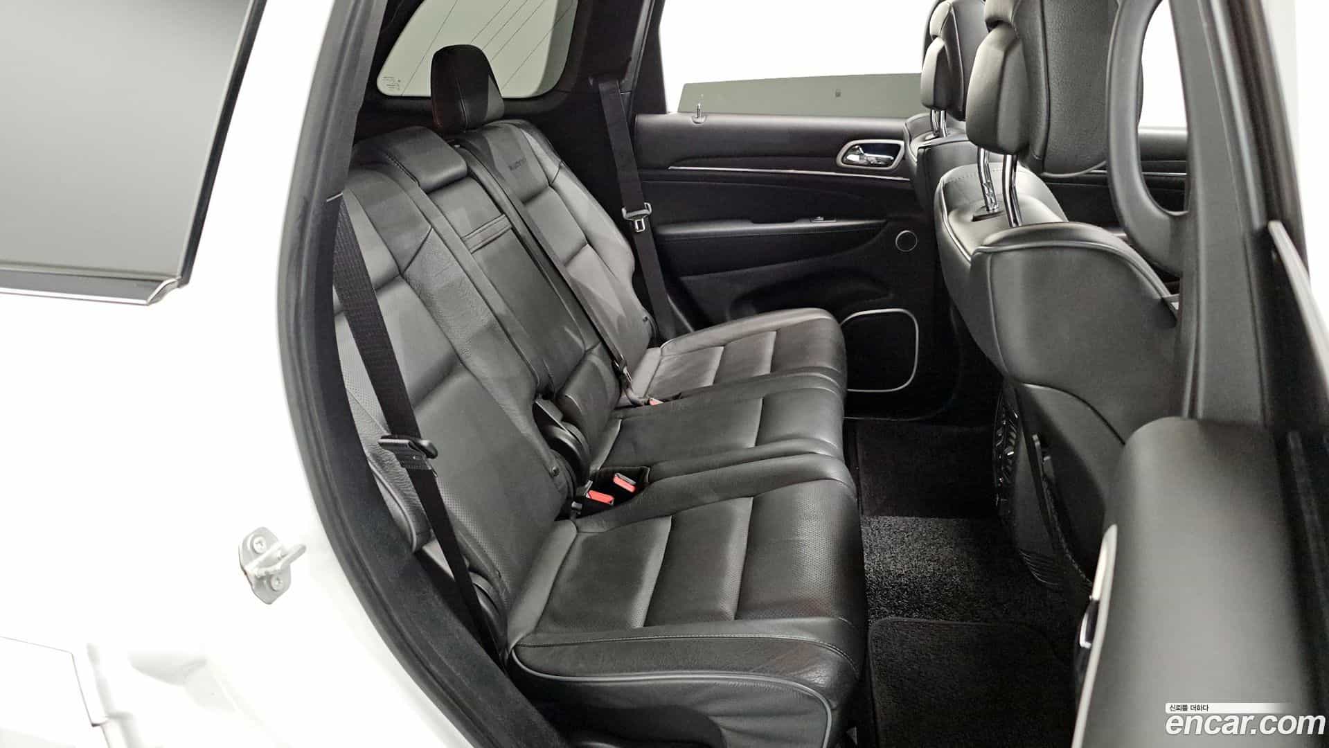 Cherokee Jeep 2020.3-OPTION-015