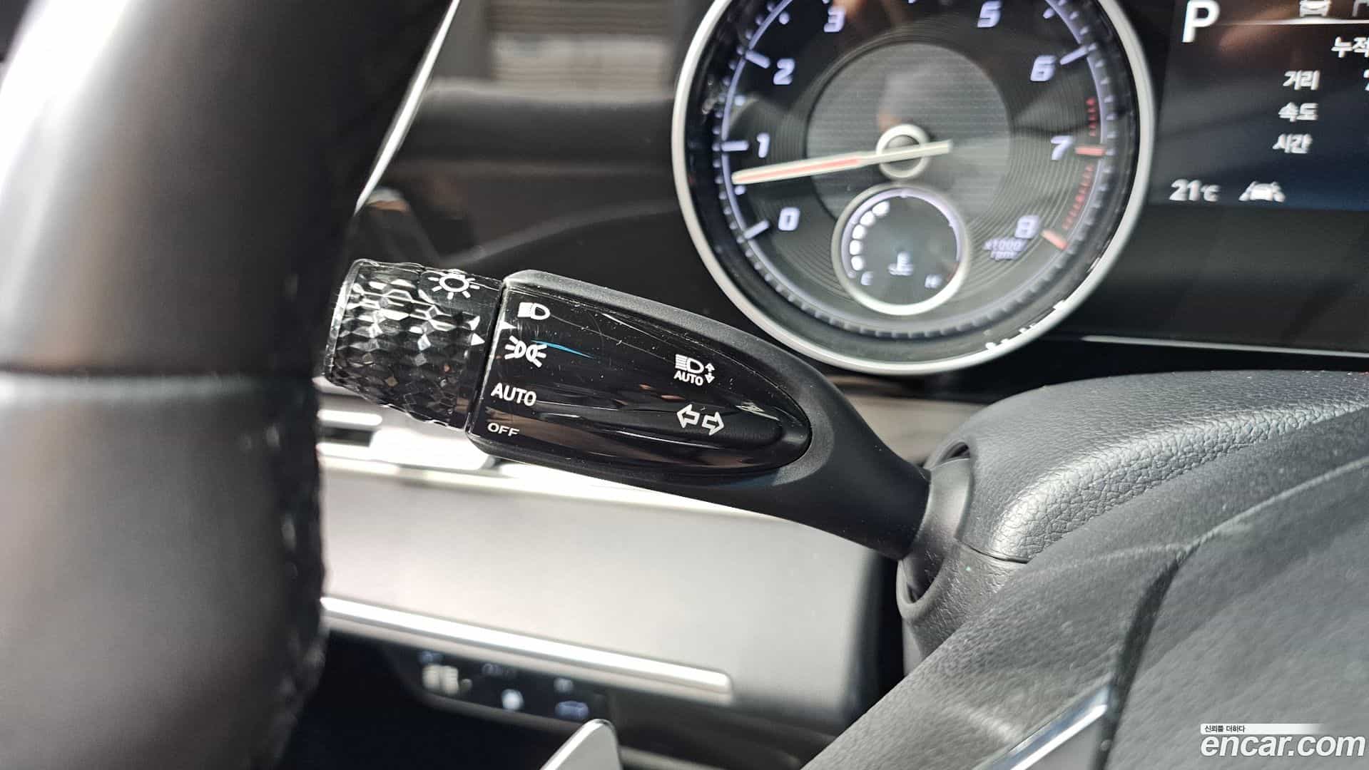 Grandeur Hyundai 2020.0-OPTION-042