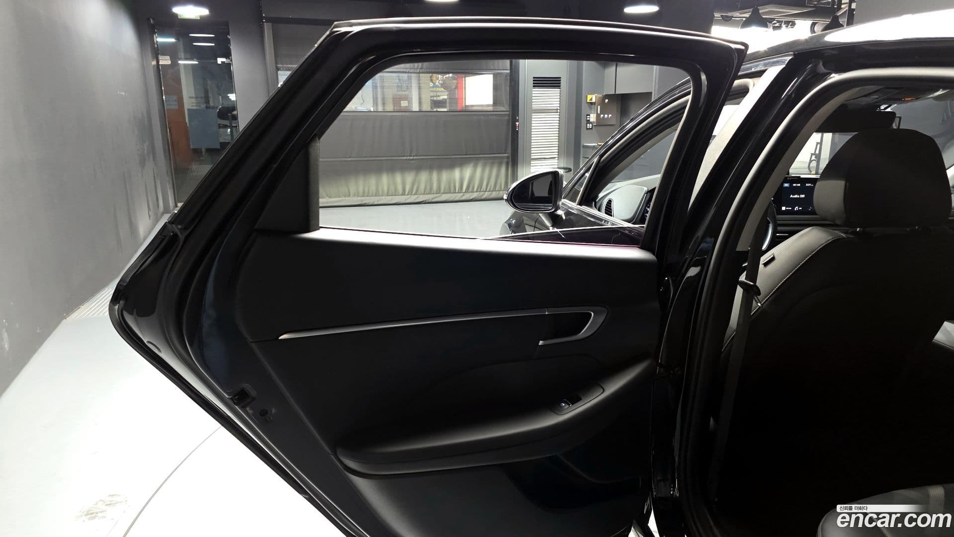 Main__Slider__Photo:Sonata Hyundai 2020.1-24