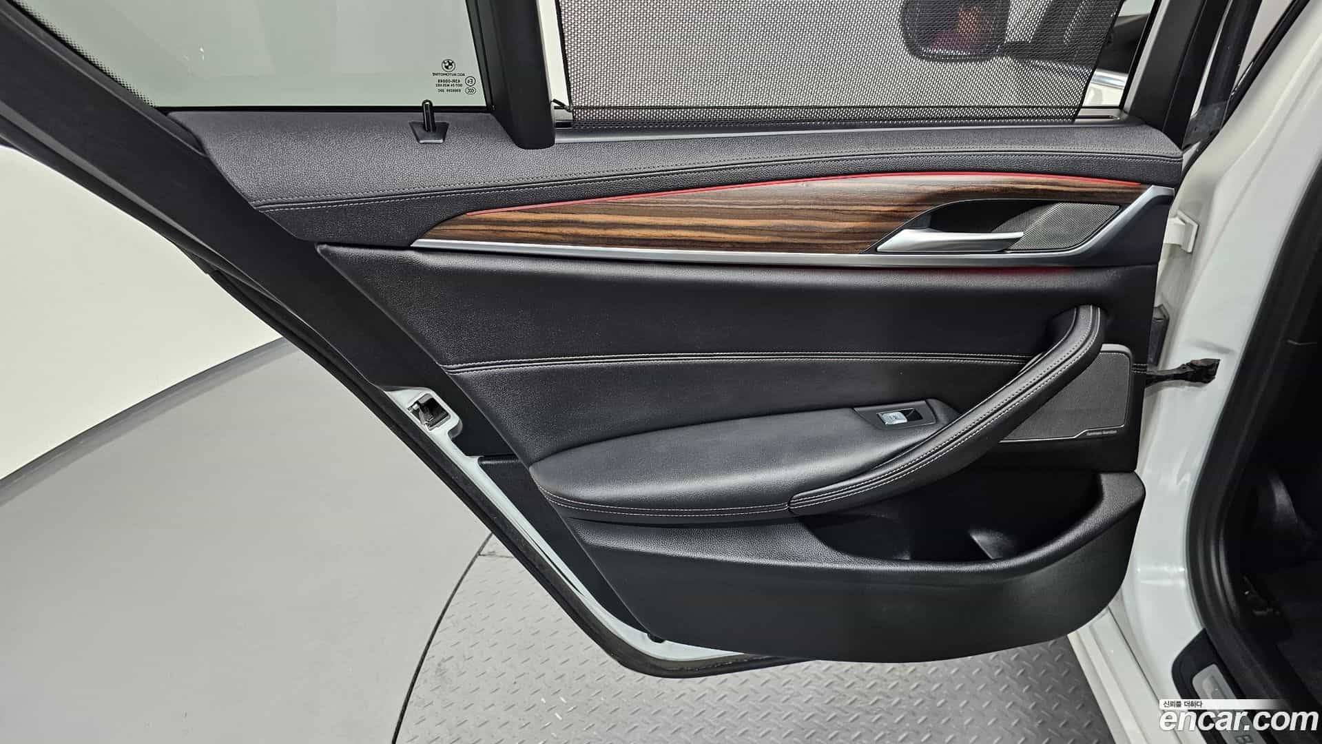 5-Series BMW 2022.9-INNER-035