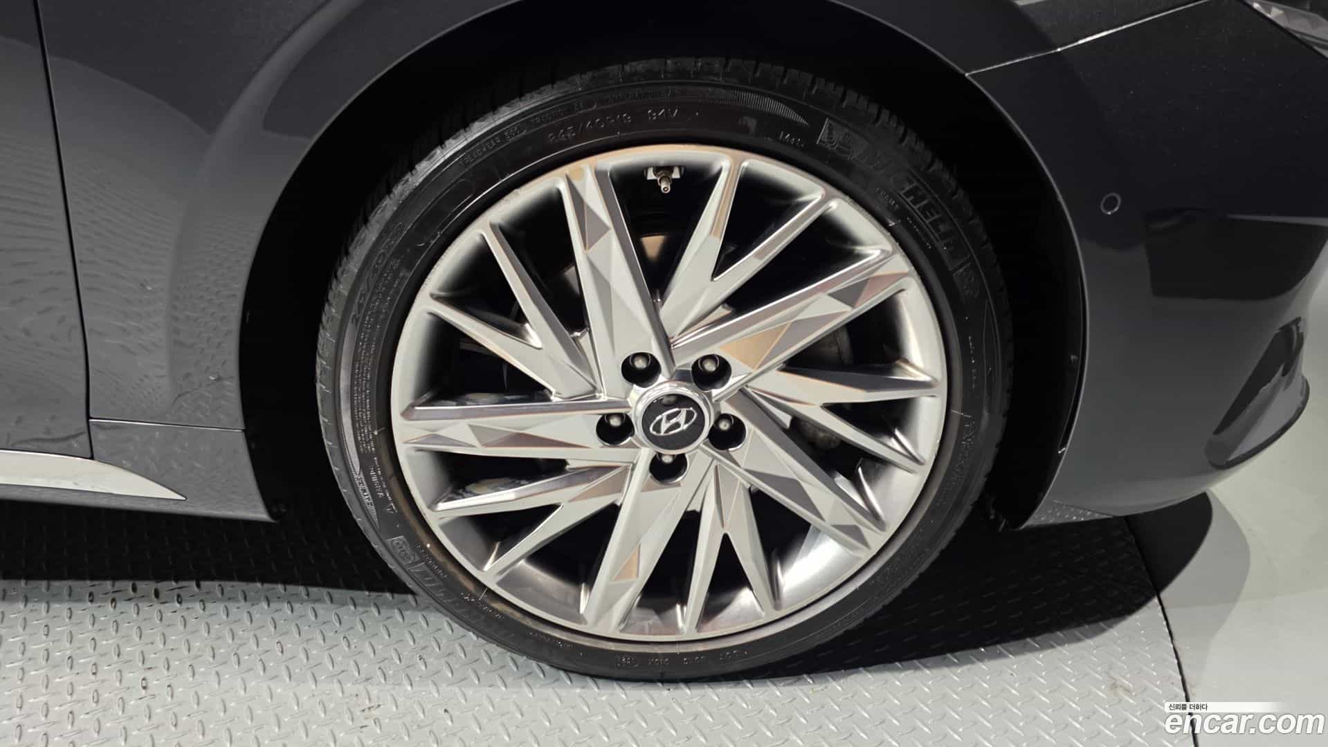 Grandeur Hyundai 2022.3-OUTER-031