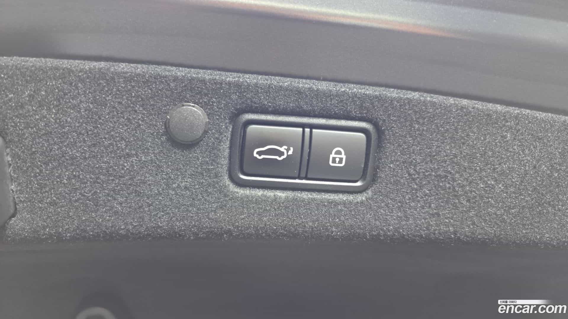 Grandeur Hyundai 2022.3-OPTION-052