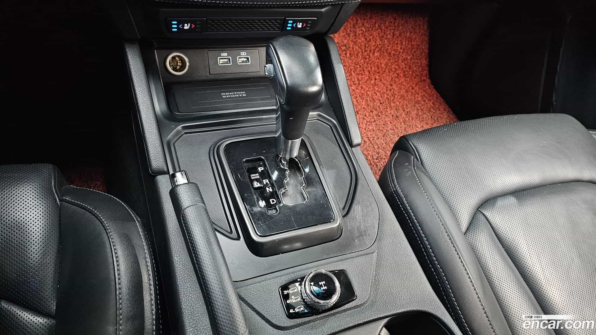 Rexton KG Mobility 2022.4-INNER-009