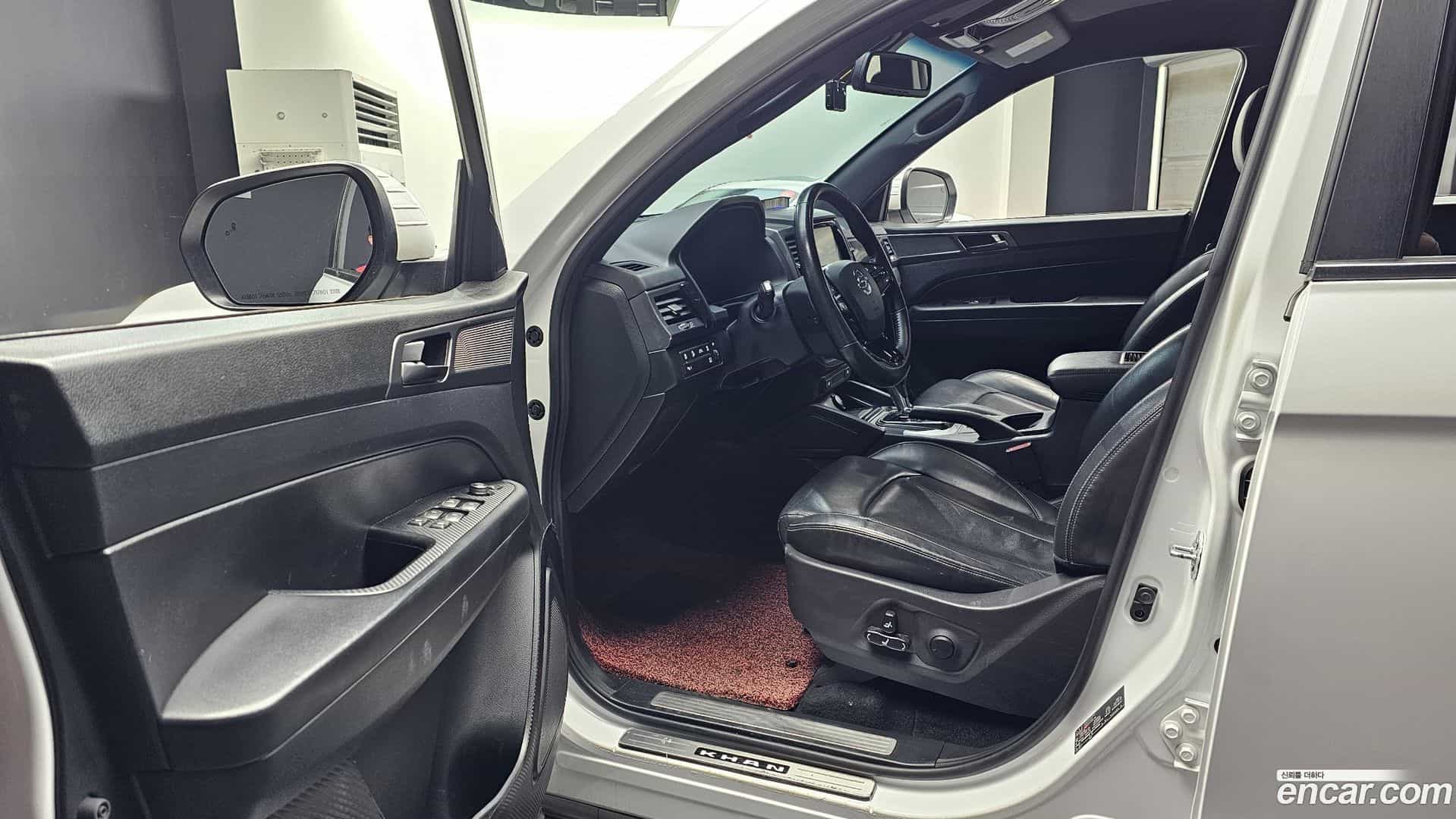 Rexton KG Mobility 2022.4-INNER-010
