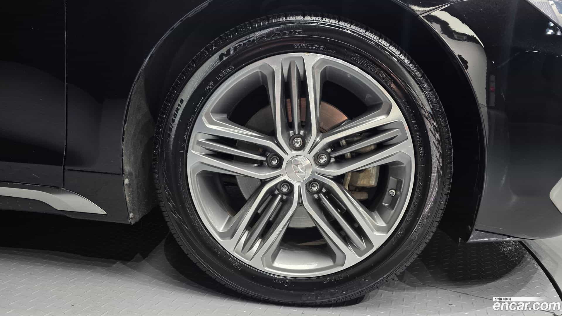 Grandeur Hyundai 2018.5-OUTER-031