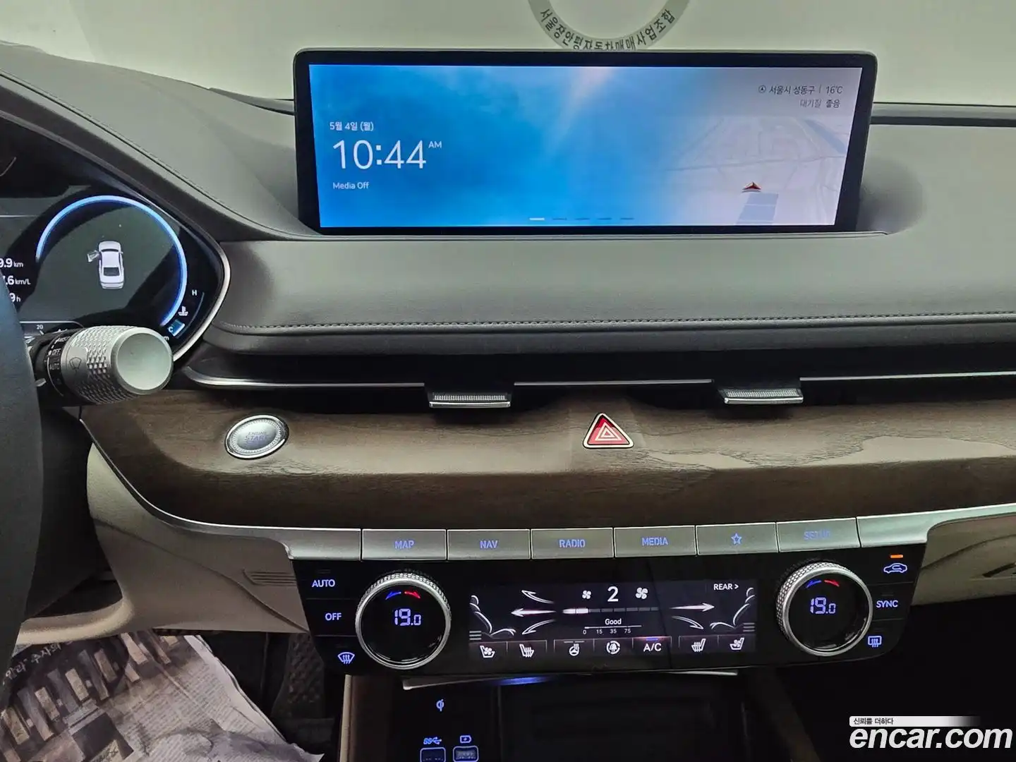 G80 Genesis 2023.3-INNER-009