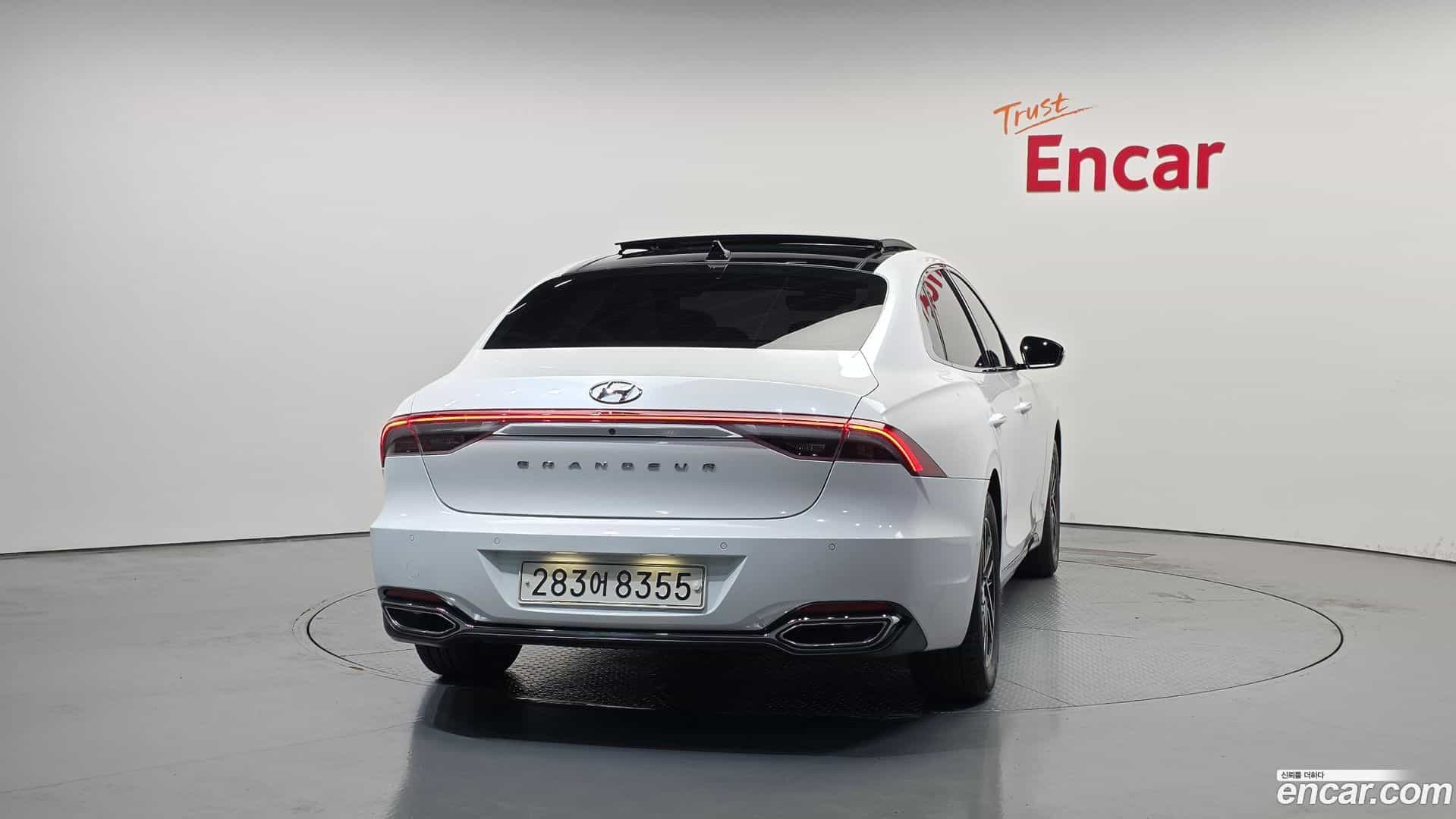 Grandeur Hyundai 2021.1-OUTER-004