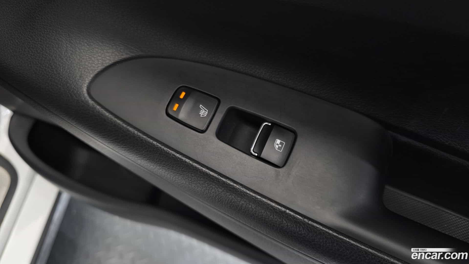 Grandeur Hyundai 2021.1-OPTION-022