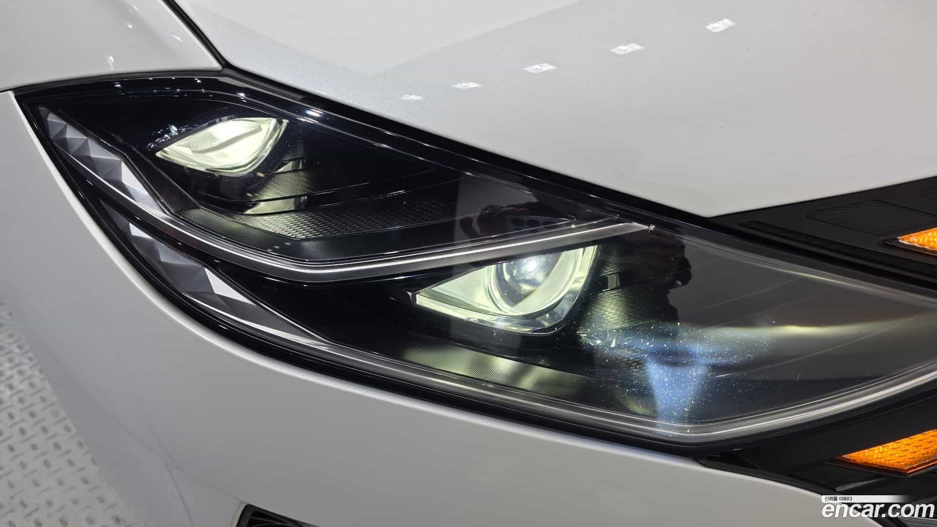 Grandeur Hyundai 2021.1-OUTER-032