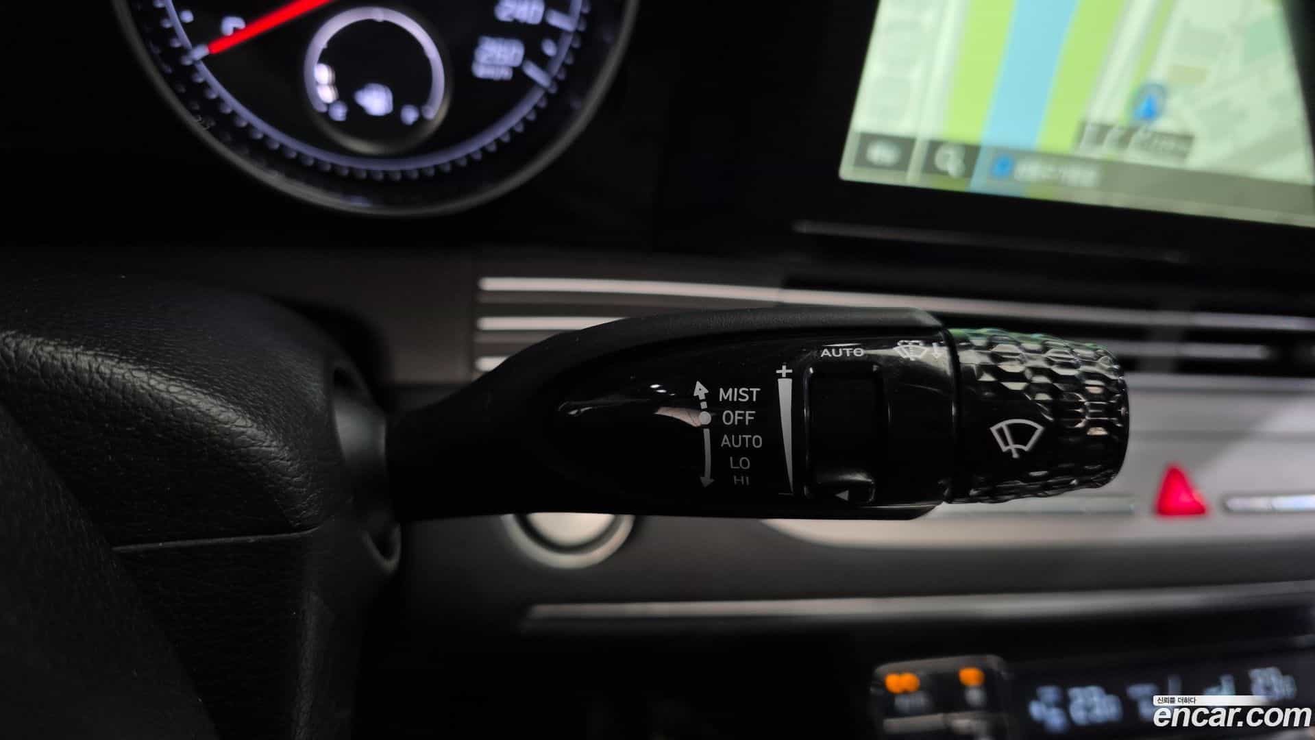 Grandeur Hyundai 2021.1-OPTION-041