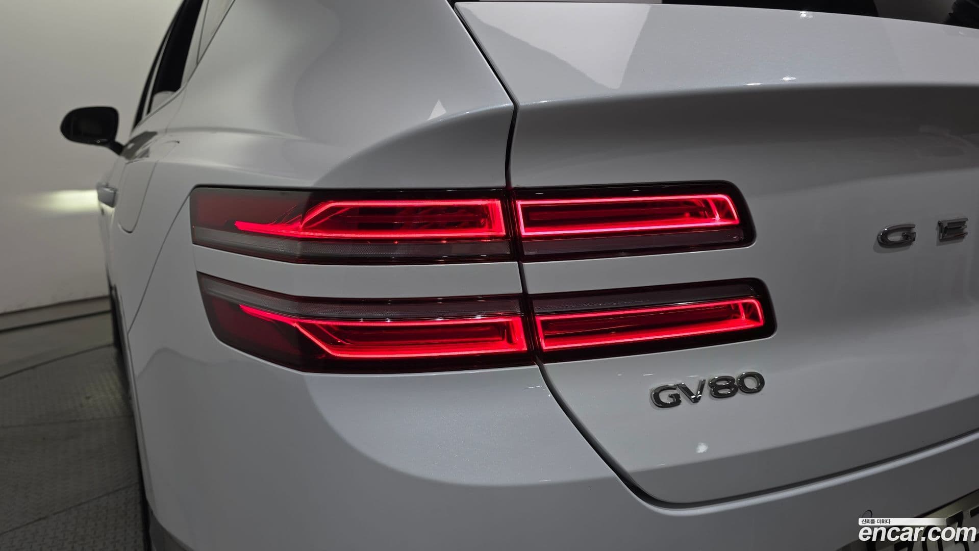 Main__Slider__Photo:GV80 Genesis 2020.4-22
