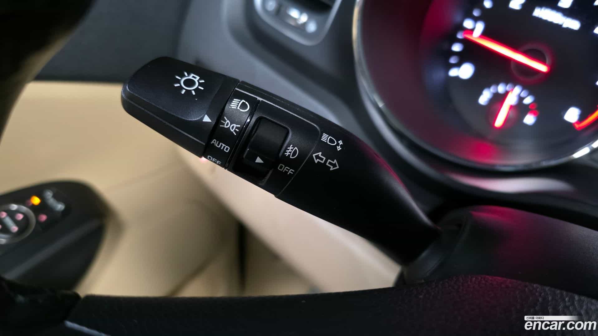 Canival Kia 2019.8-OPTION-020