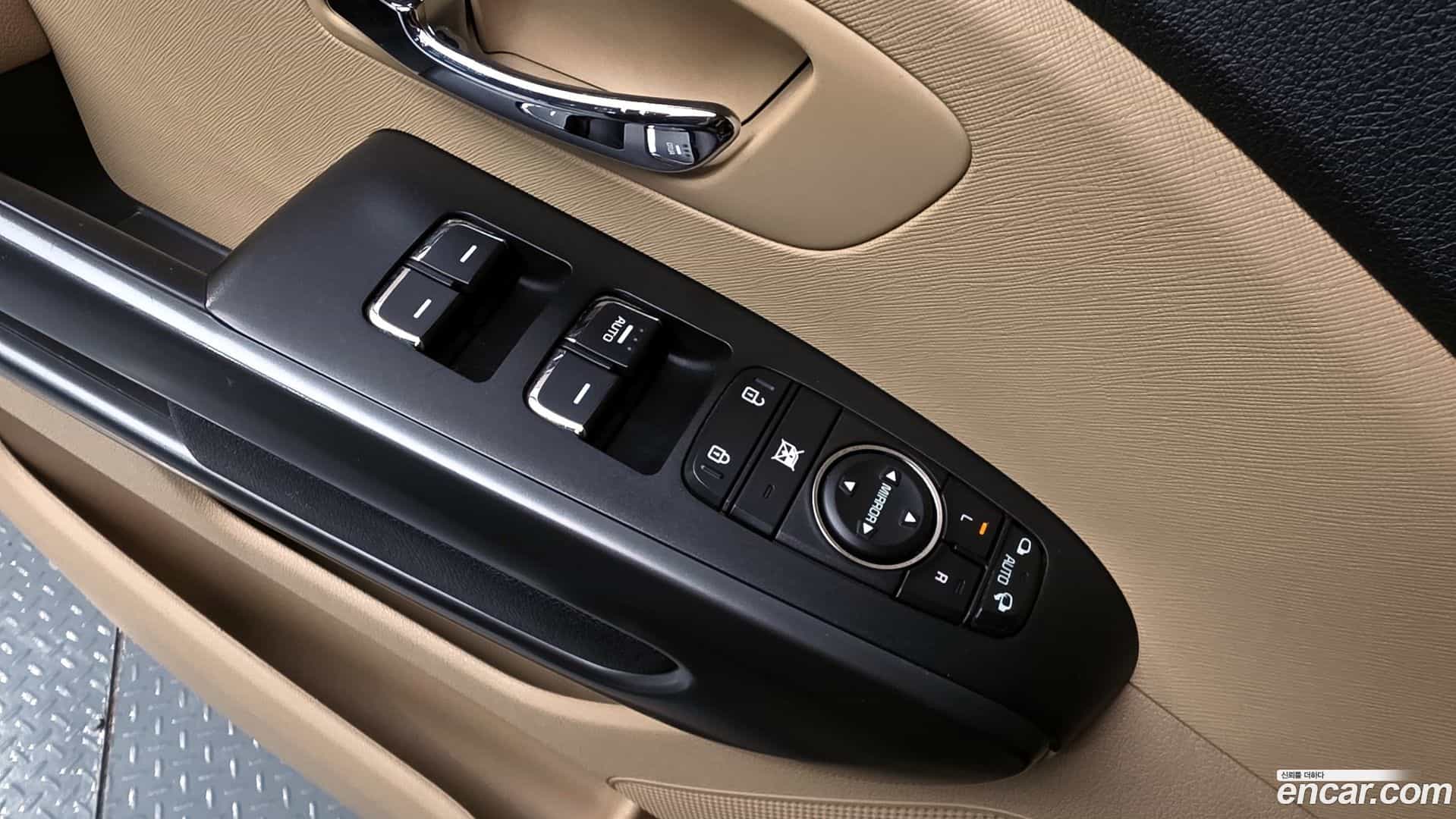 Canival Kia 2019.8-OPTION-022
