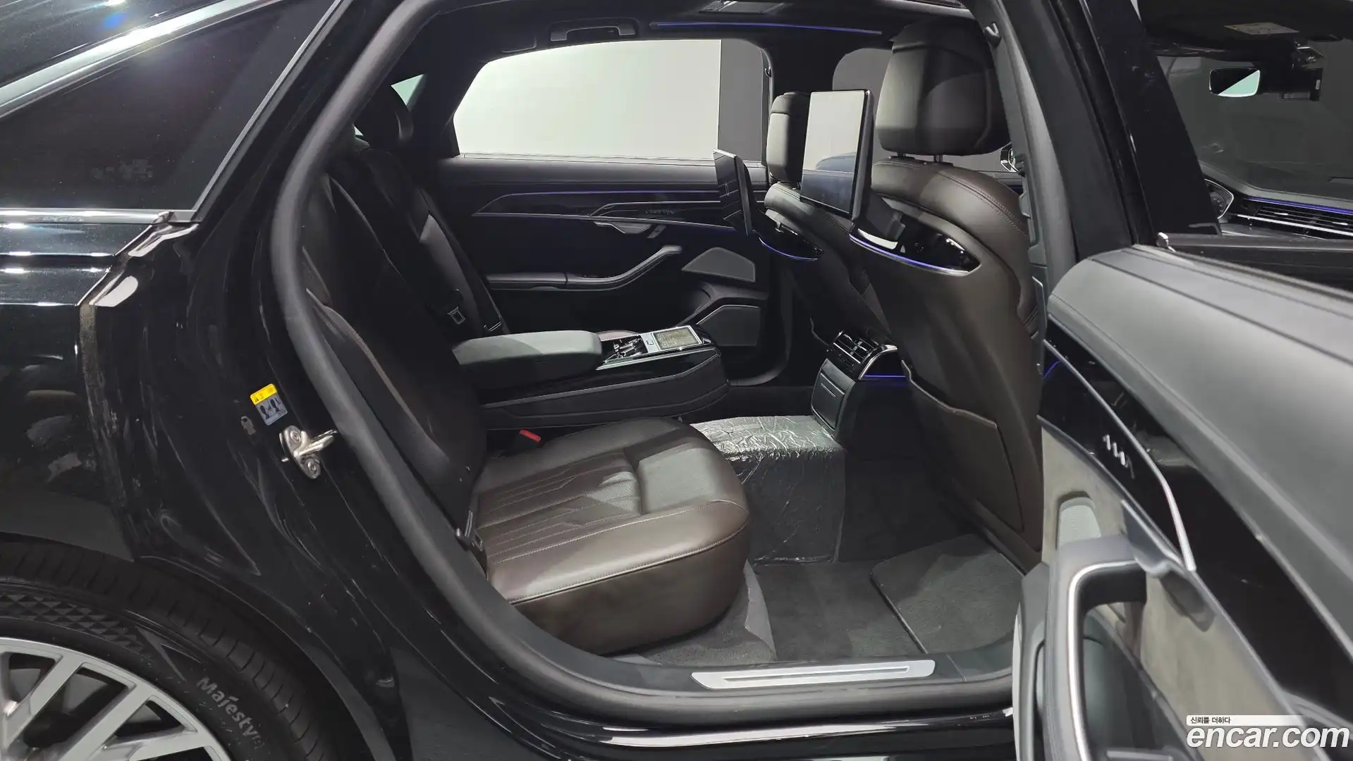 A8 Audi 2021.6-OPTION-015