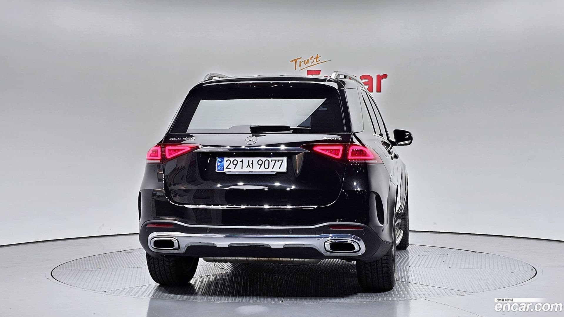 Main__Slider__Photo:GLE-Class Mercedes-Benz 2019.9-3