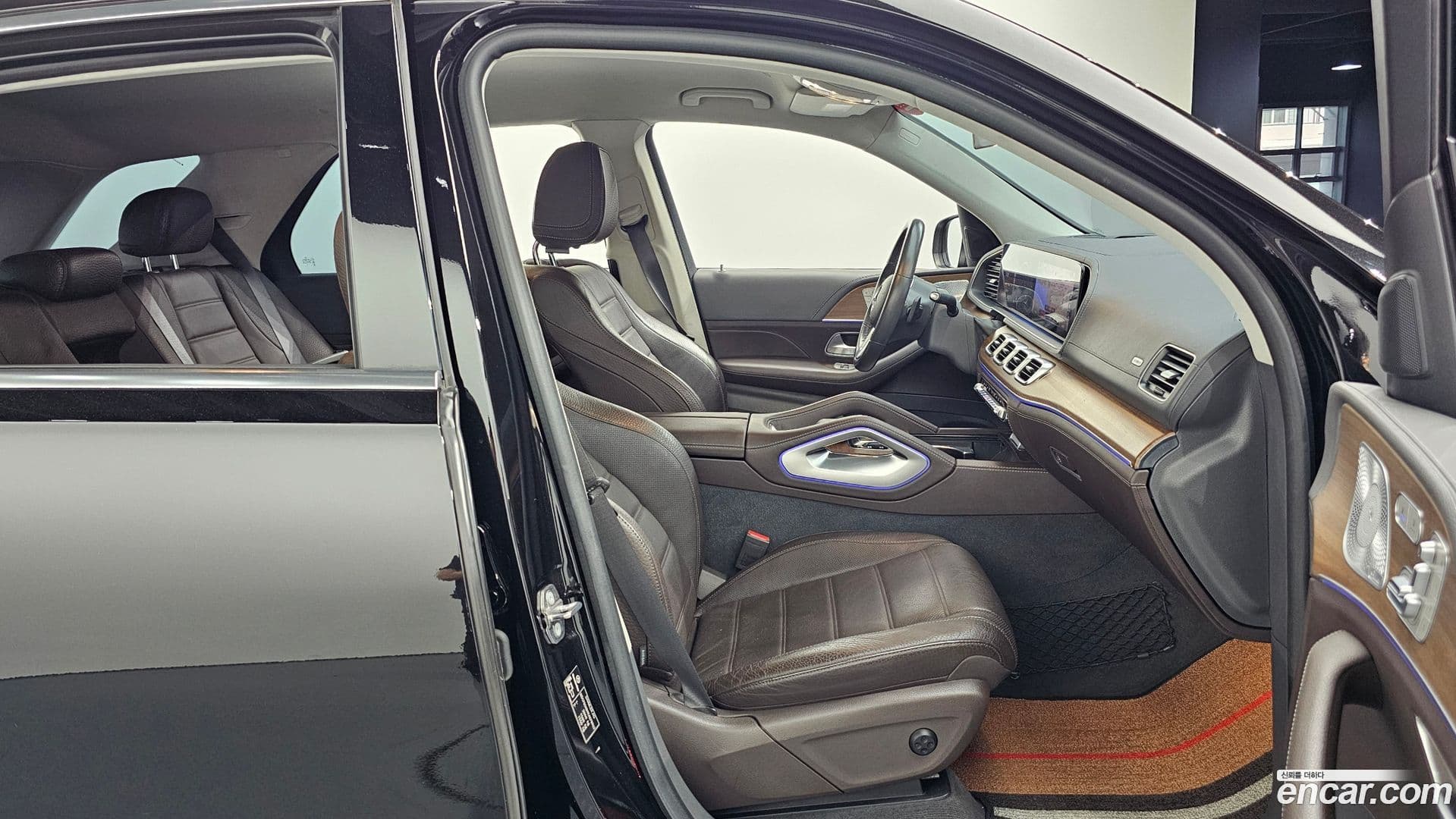 Main__Slider__Photo:GLE-Class Mercedes-Benz 2019.9-10