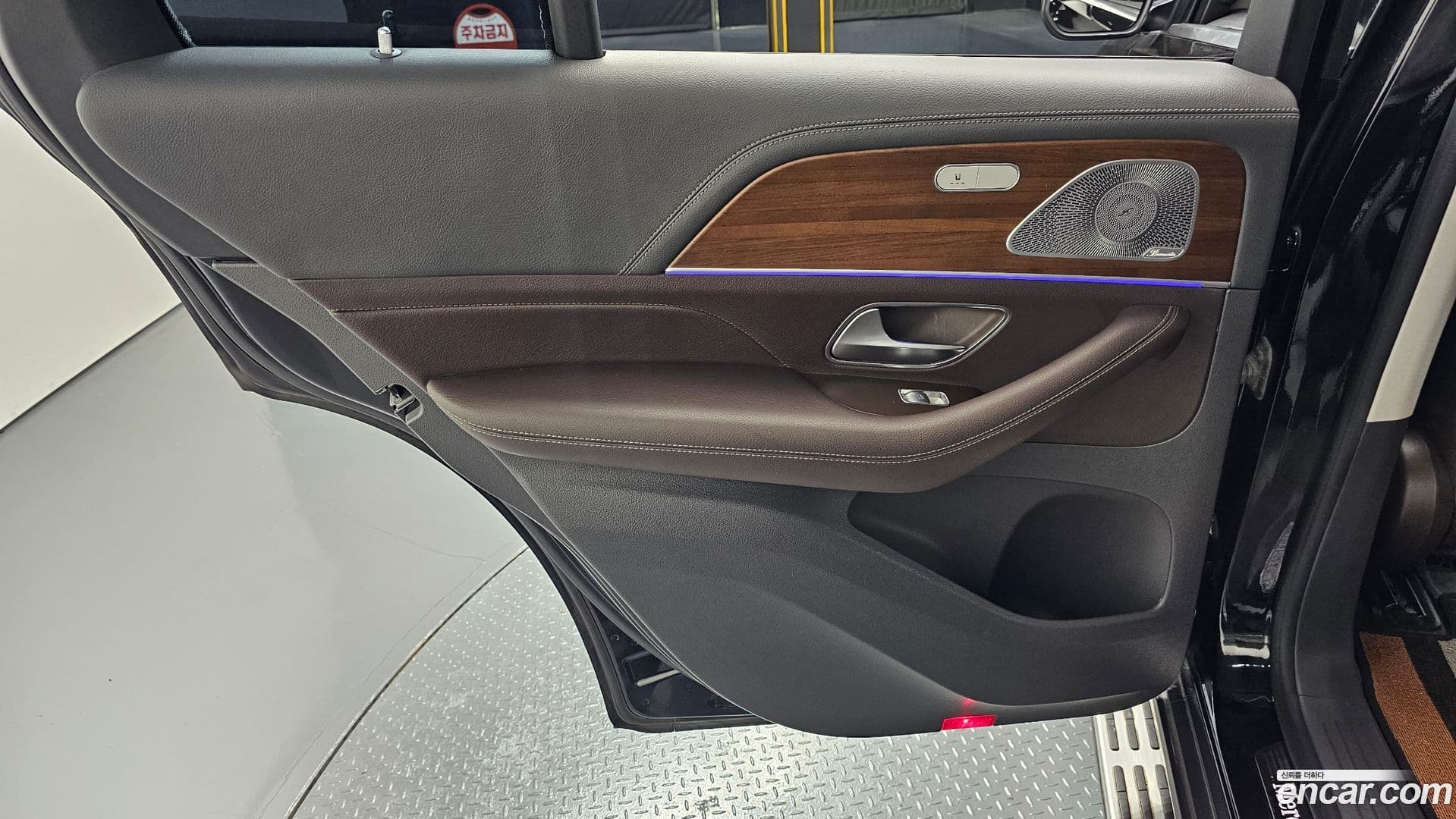 Main__Slider__Photo:GLE-Class Mercedes-Benz 2019.9-24