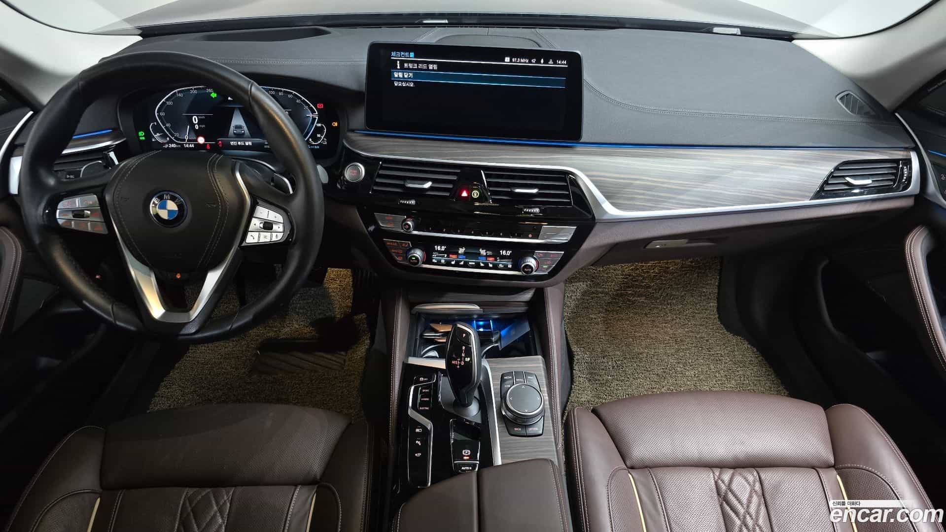 5-Series BMW 2022.7-INNER-007