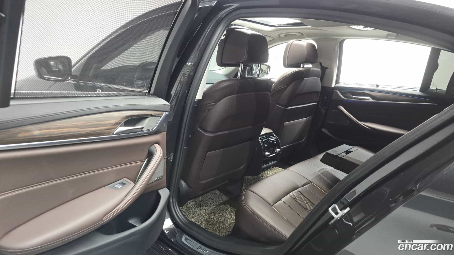 5-Series BMW 2022.7-INNER-036