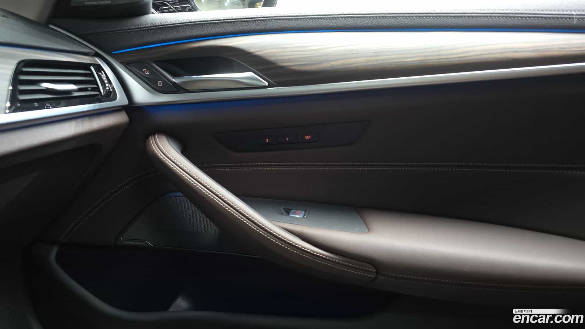 5-Series BMW 2022.7-OPTION-040