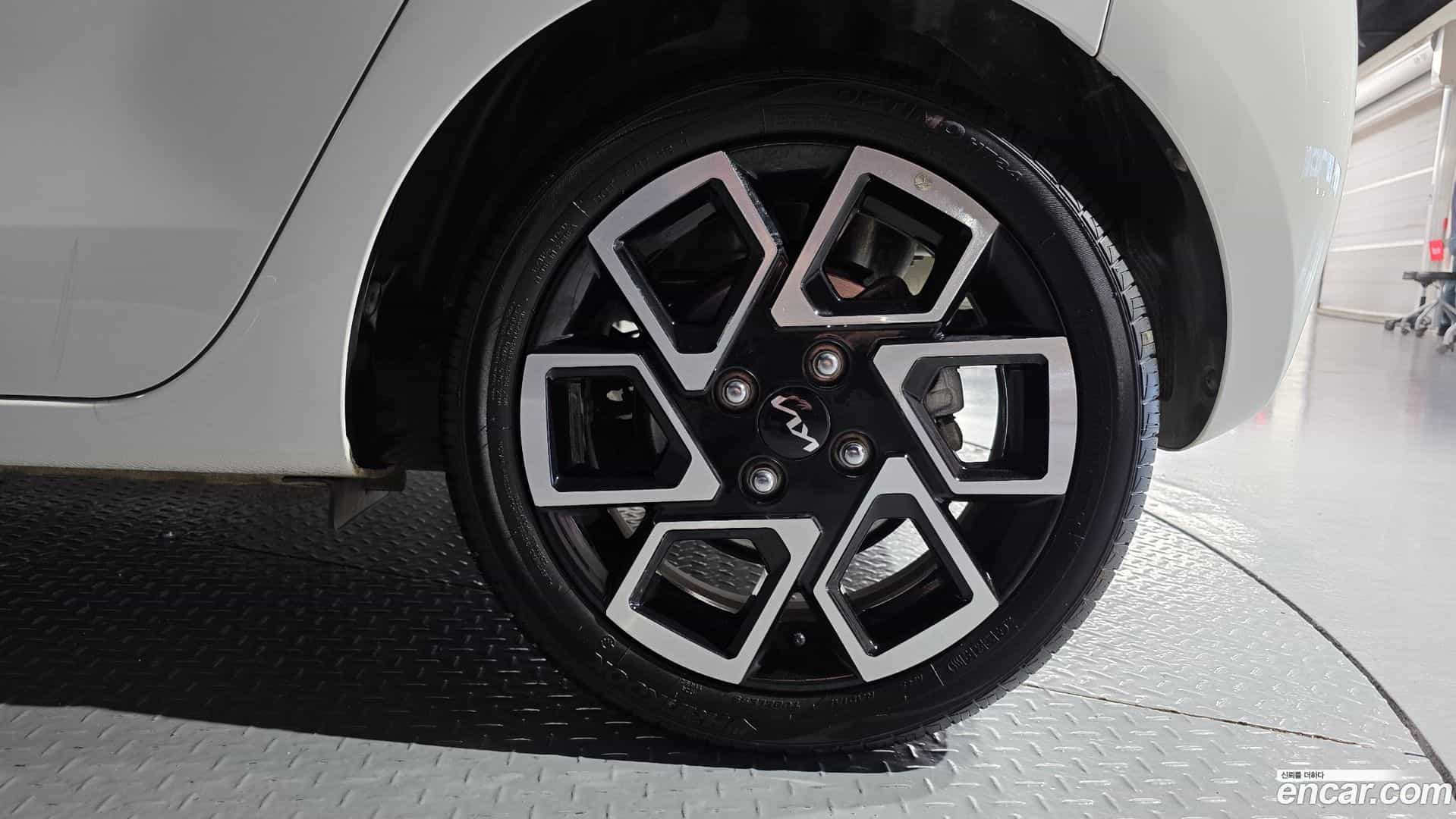 RAY Kia 2023.6-OUTER-031