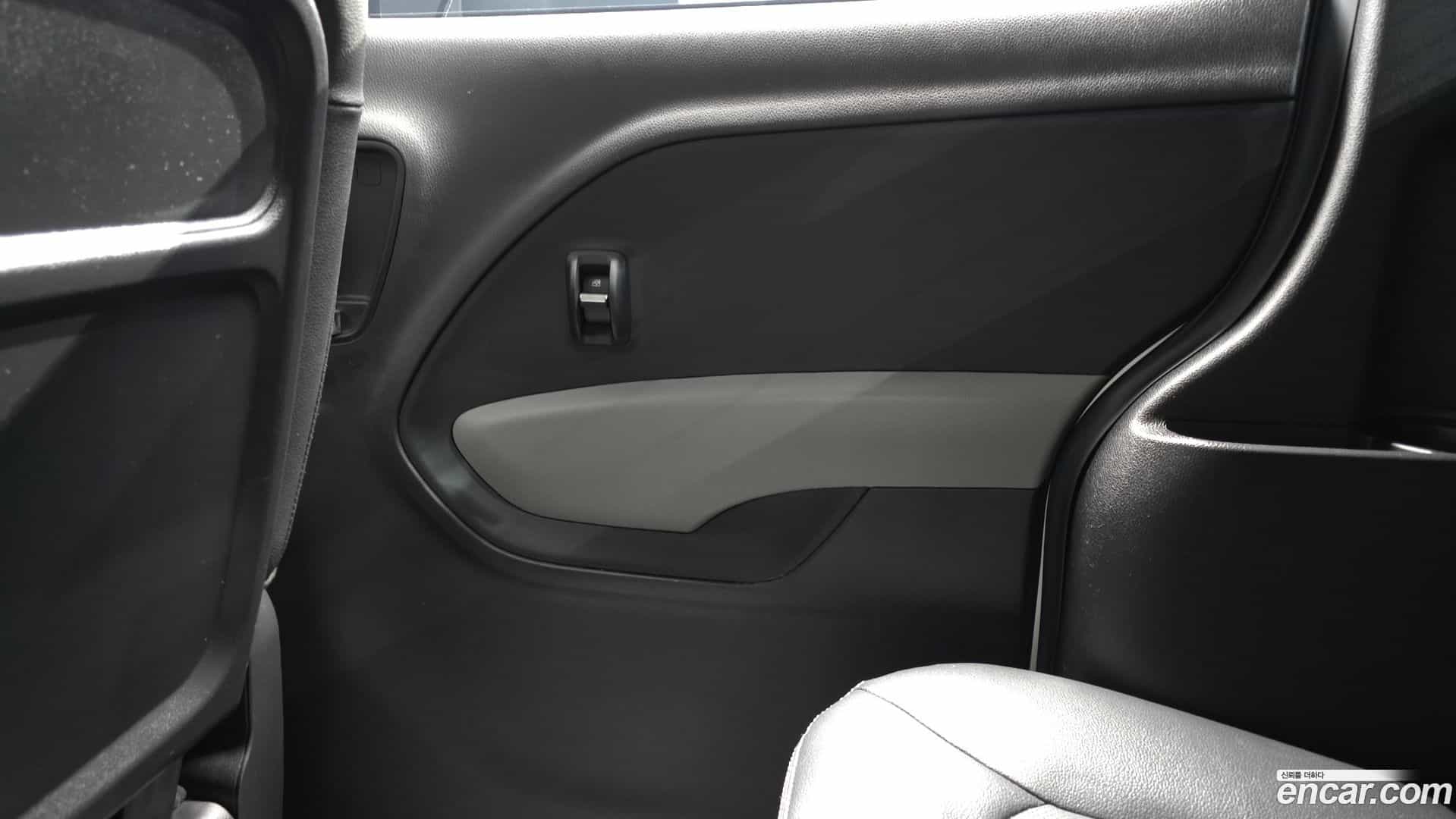 RAY Kia 2023.6-INNER-034