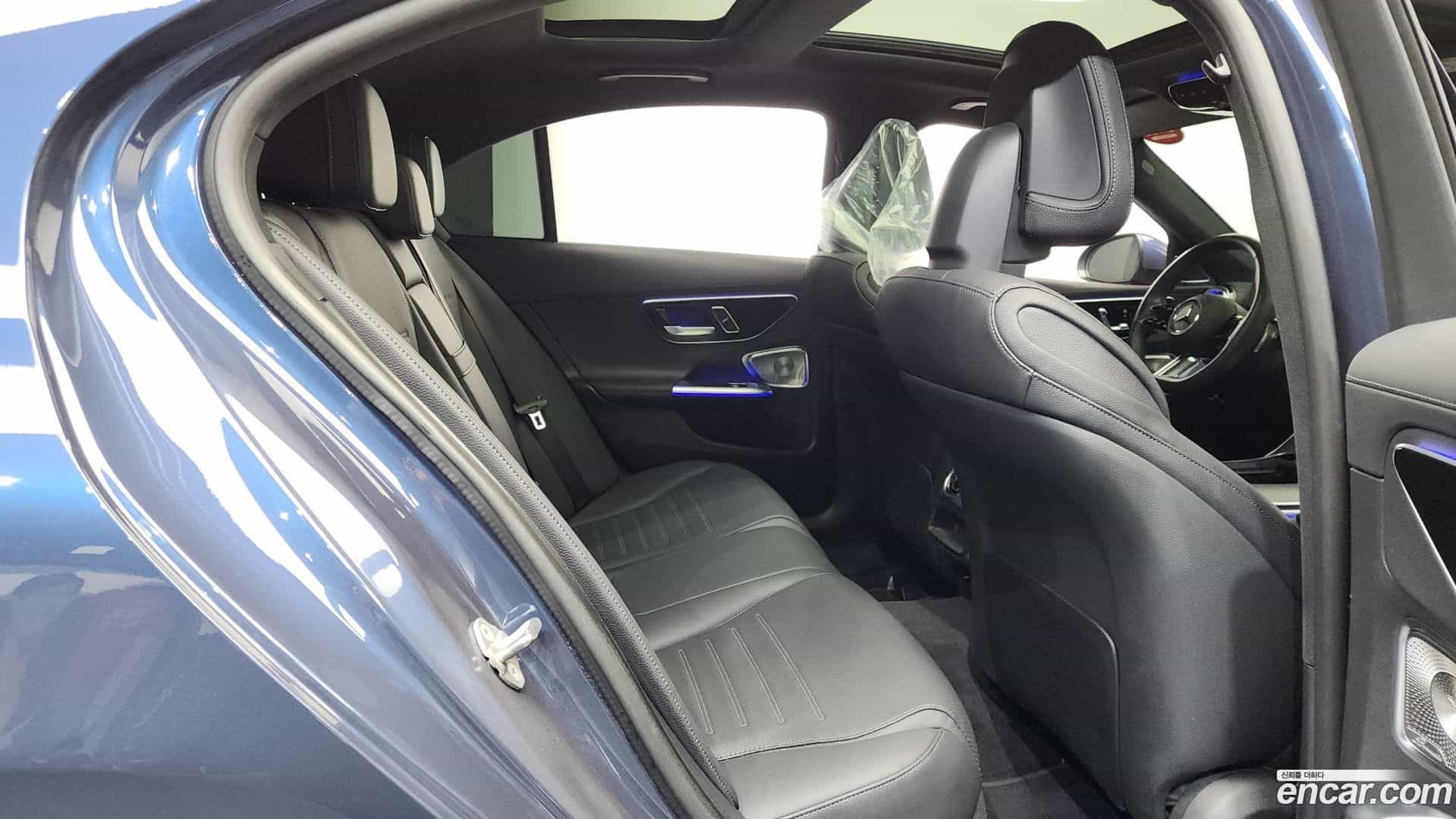 C-Class Mercedes-Benz 2024.11-OPTION-041