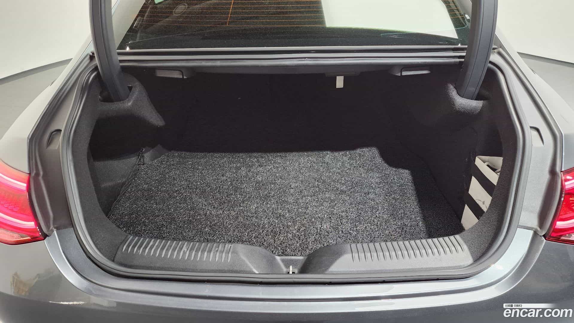 CLS-Class Mercedes-Benz 2021.8-OPTION-022