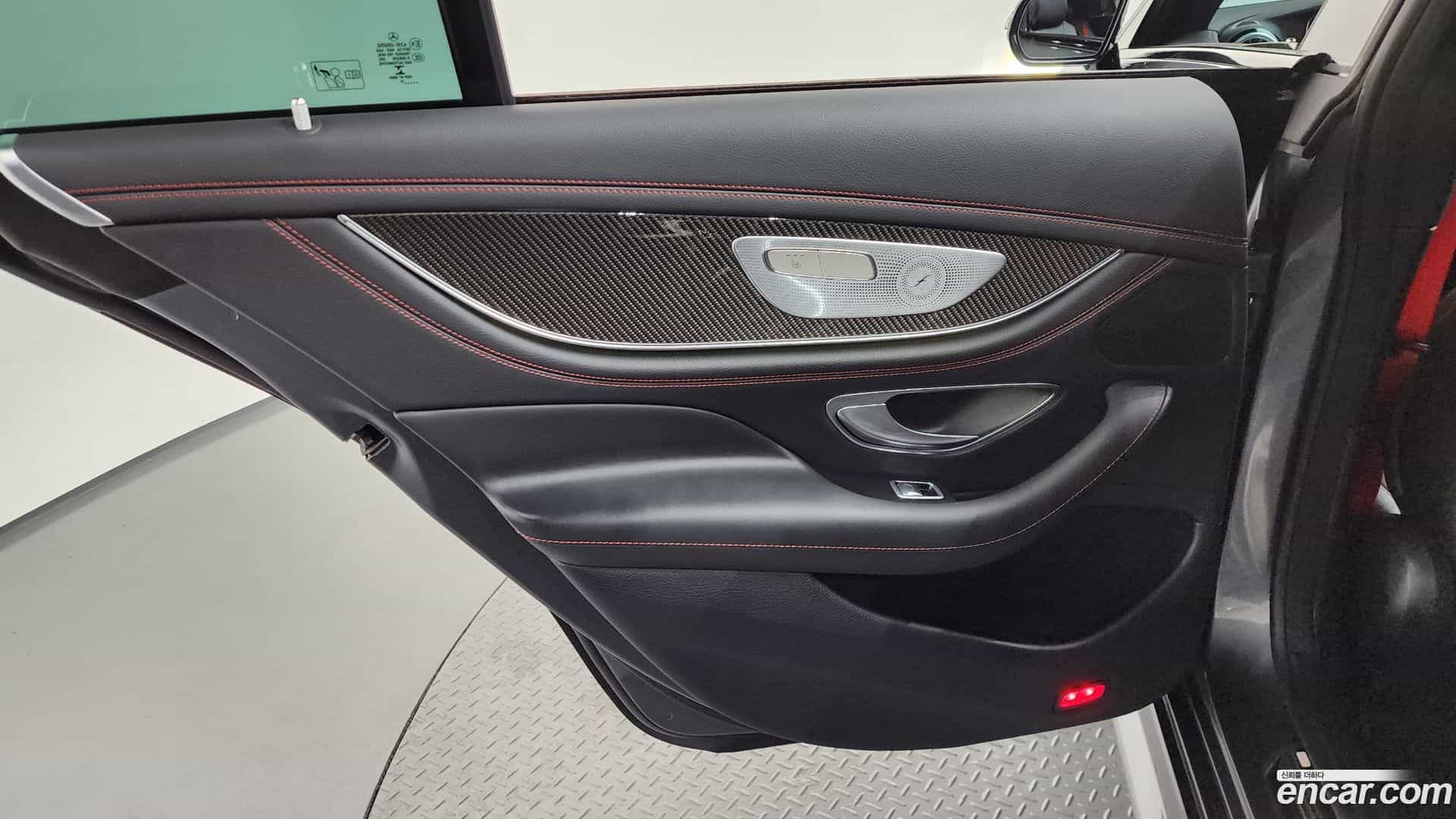 CLS-Class Mercedes-Benz 2021.8-INNER-035