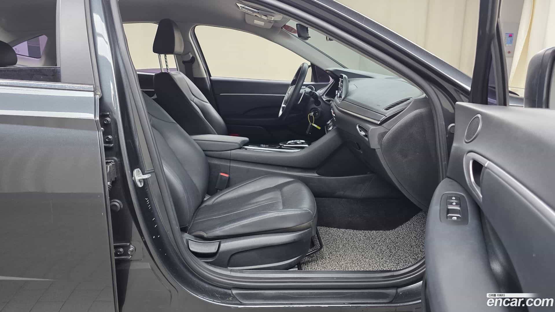 Sonata Hyundai 2019.4-OPTION-015
