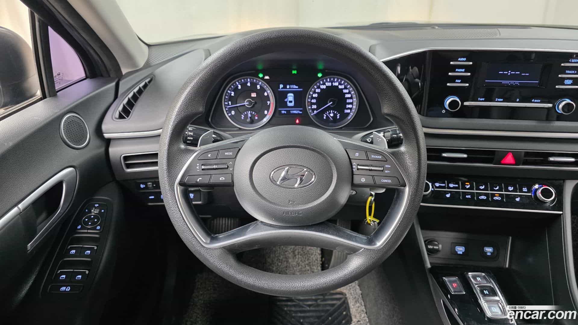 Sonata Hyundai 2019.4-OPTION-017