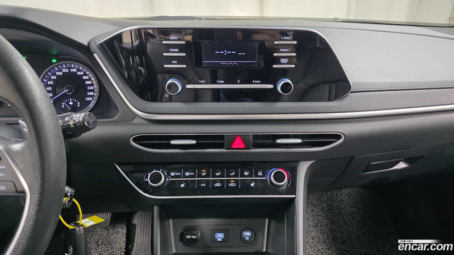 Sonata Hyundai 2019.4-OPTION-018