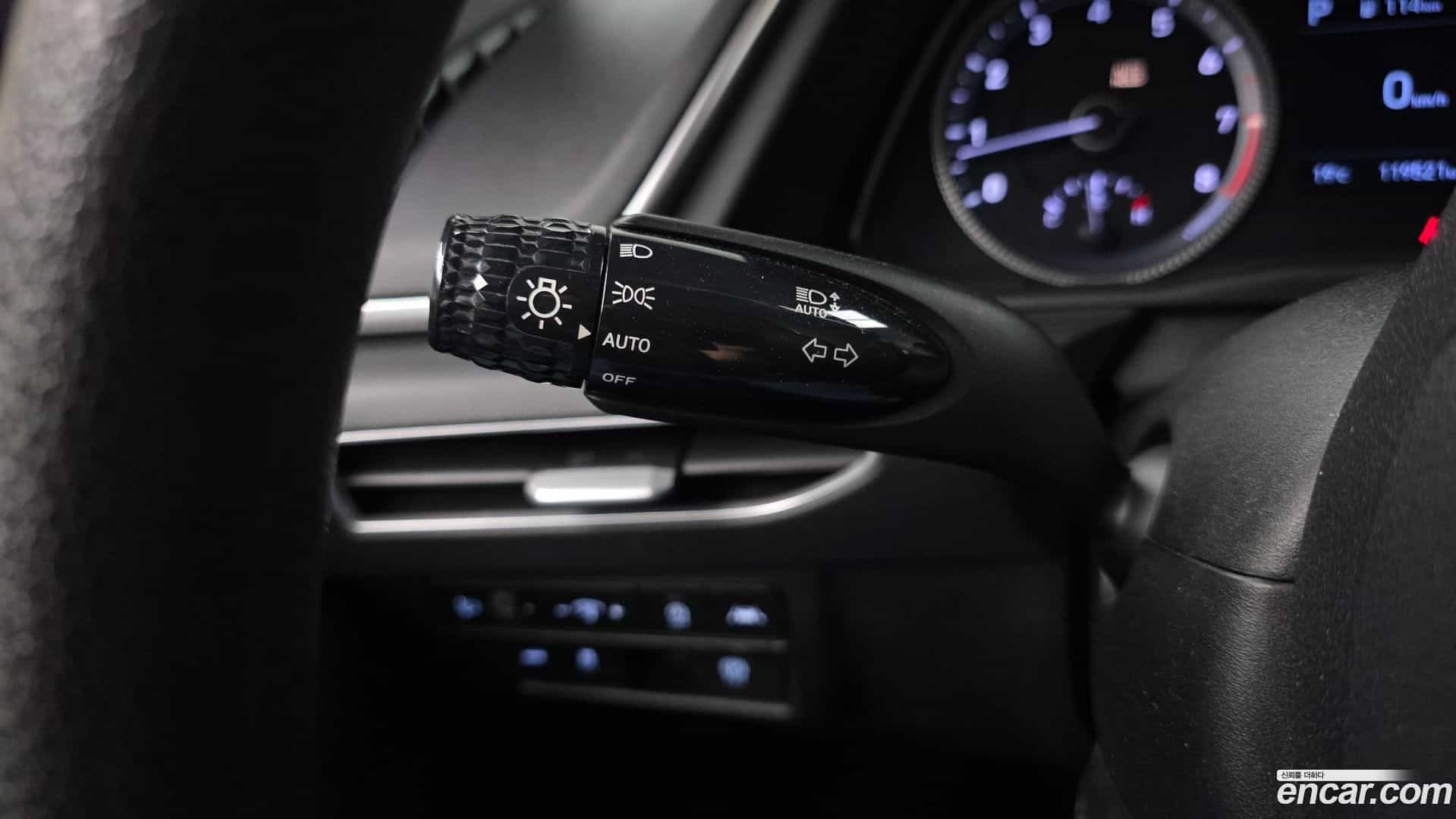Sonata Hyundai 2019.4-OPTION-023