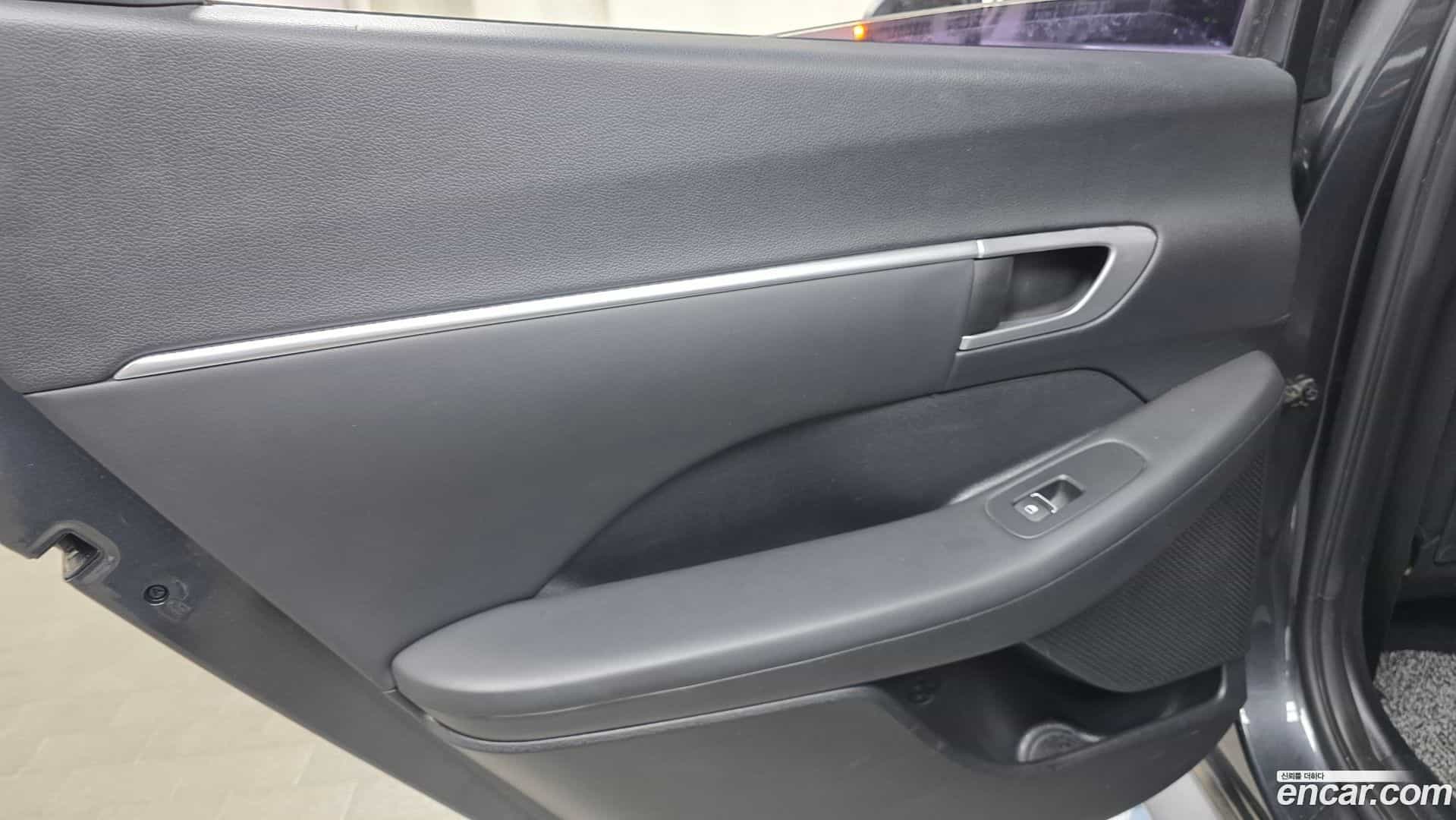 Sonata Hyundai 2019.4-INNER-035