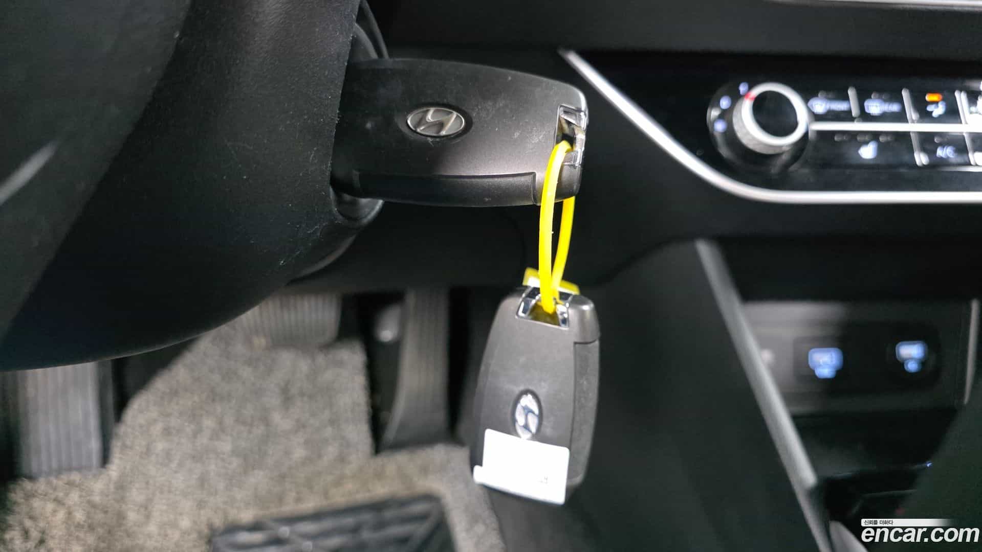 Sonata Hyundai 2019.4-OPTION-043
