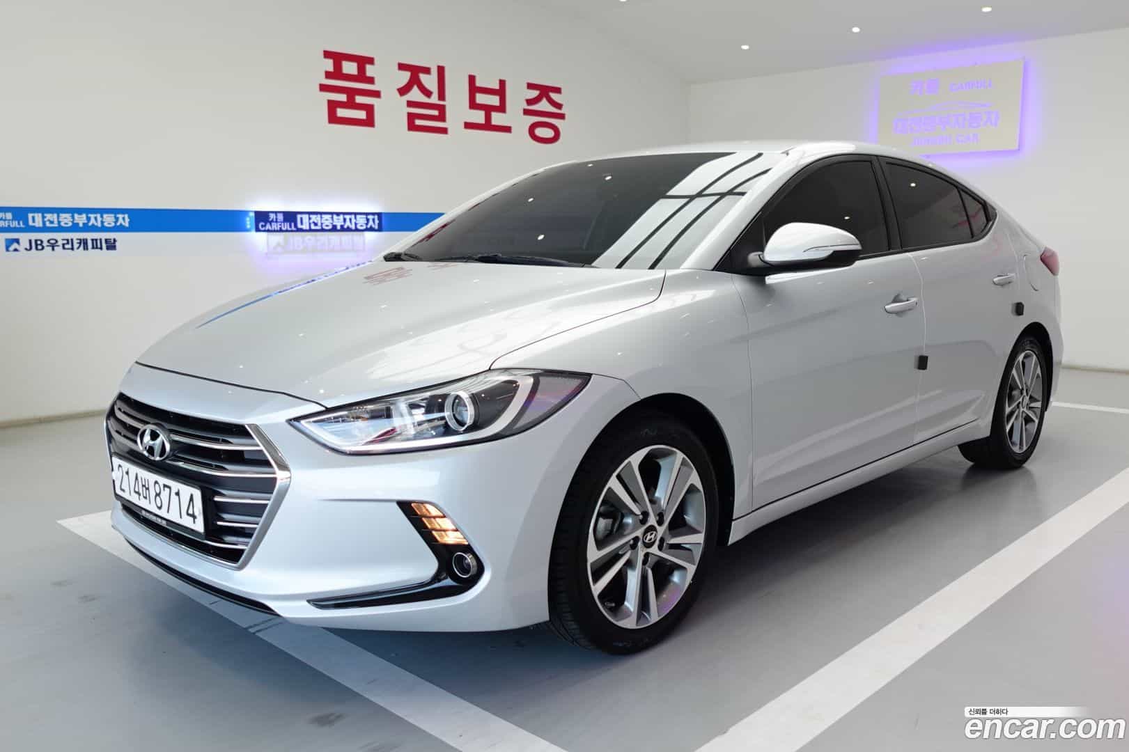 AVANTE Hyundai 2018.5-OUTER-002
